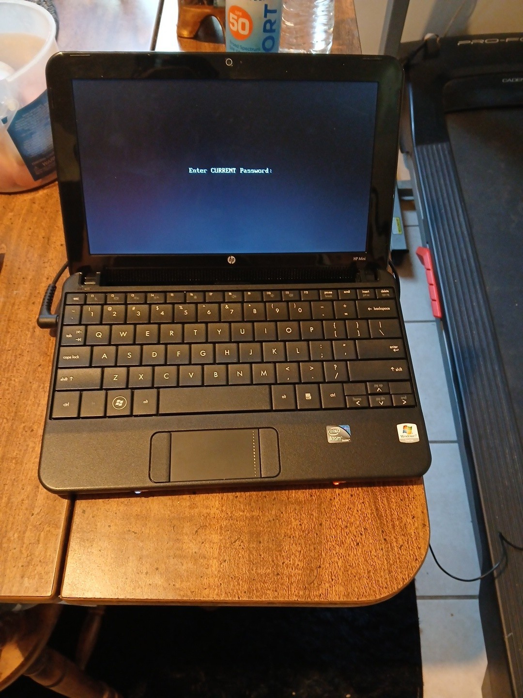 HP Mini 110-1125NR Laptop Netbook (READ DESC)