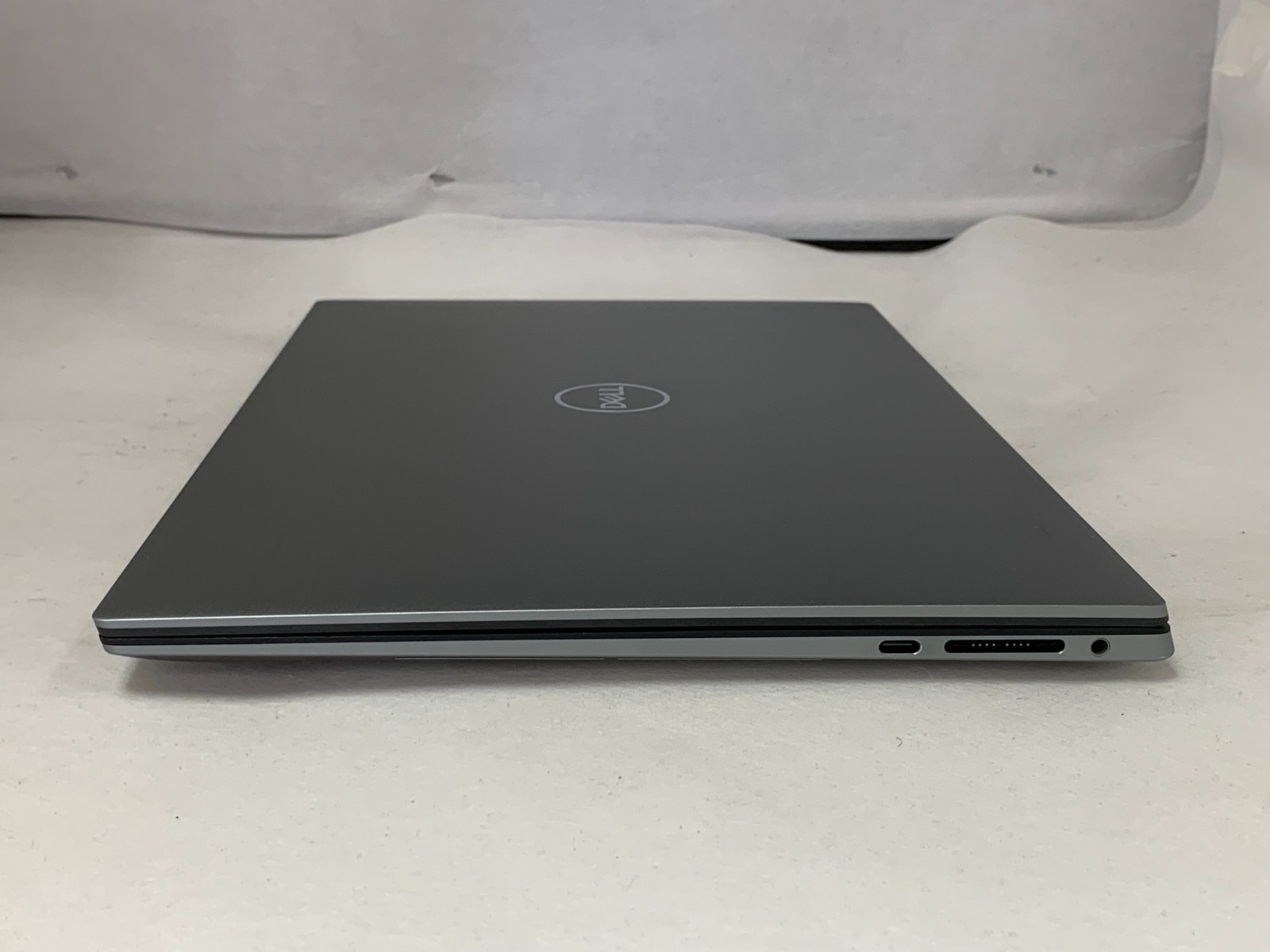 Dell Precision 5570 15.6″ UHD+ Touch i7-12800H 32GB 512GB NVMe NVIDIA RTX A2000