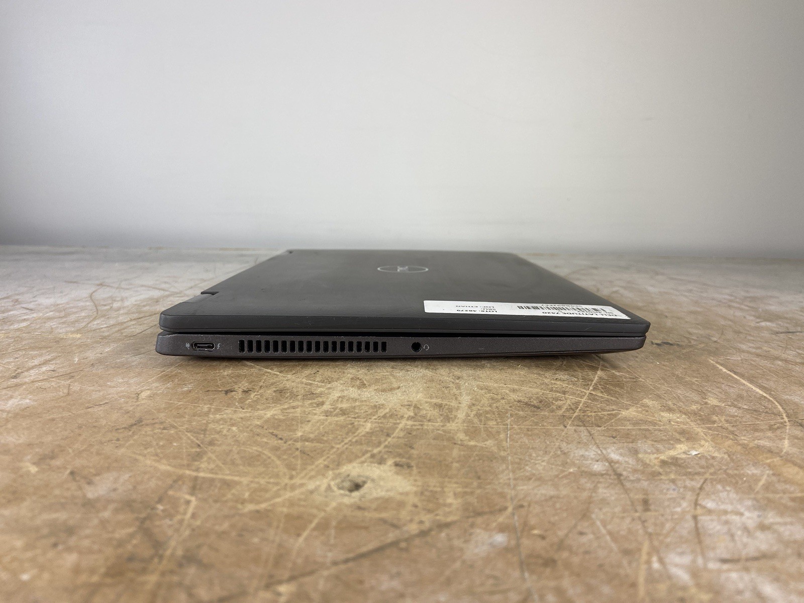DELL LATITUDE 7420 i5-1145G7 @ 2.60GHz, 16GB RAM, NO HDD/OS – (FOR PARTS)