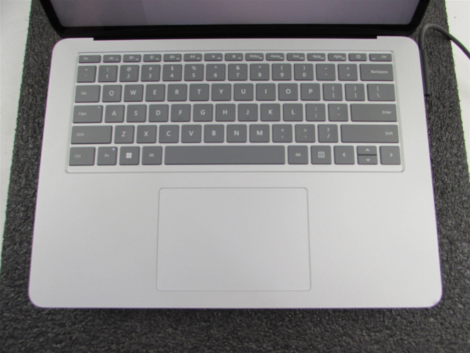 Microsoft Surface Laptop Studio 1964 i7-11370H 1TB SSD 32GB RTX A2000 *No A/C*