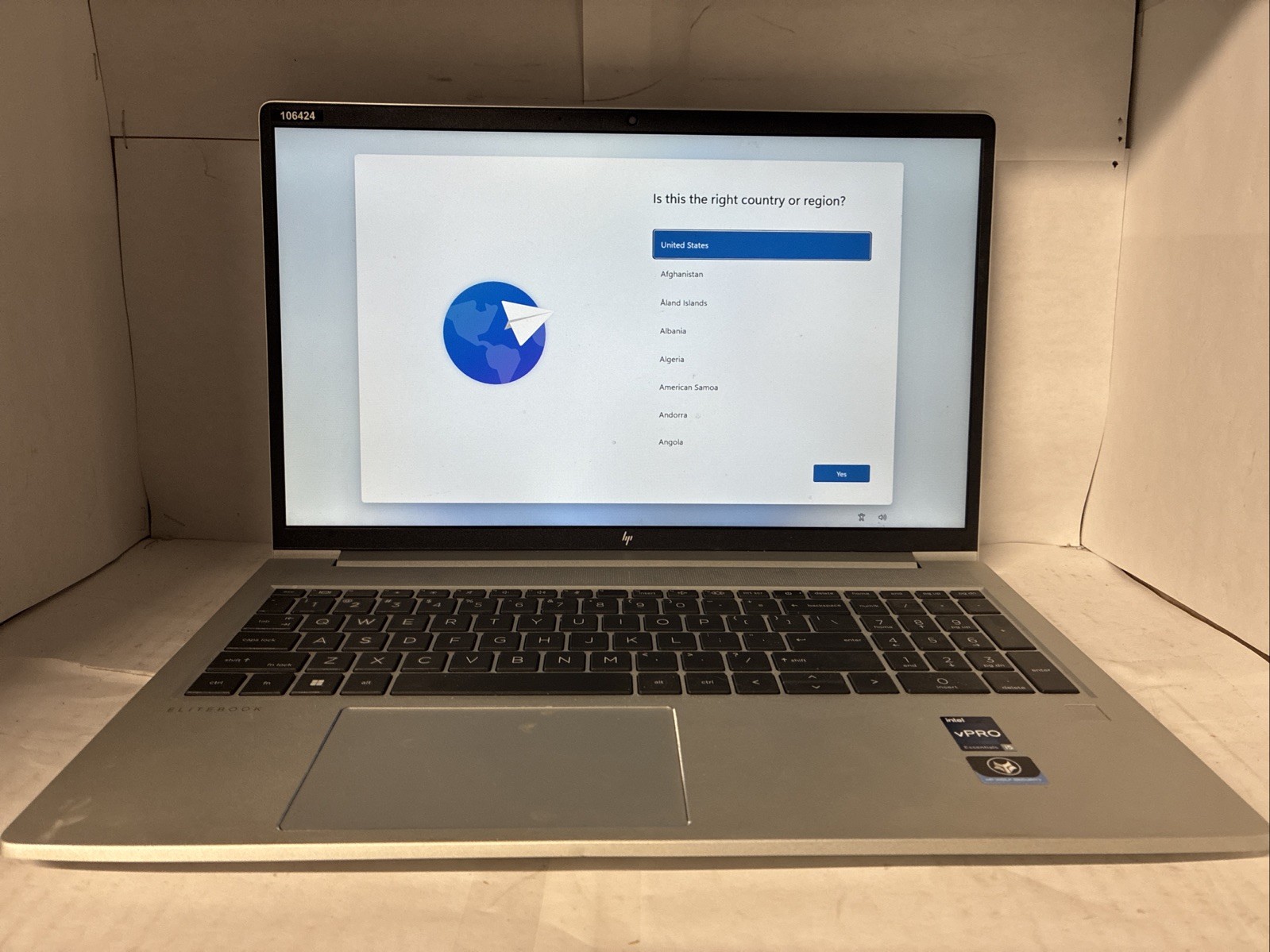 HP EliteBook 650 G10 15.6″ i5-13th Gen 16GB RAM 256GB SSD Win 11 – Charger used