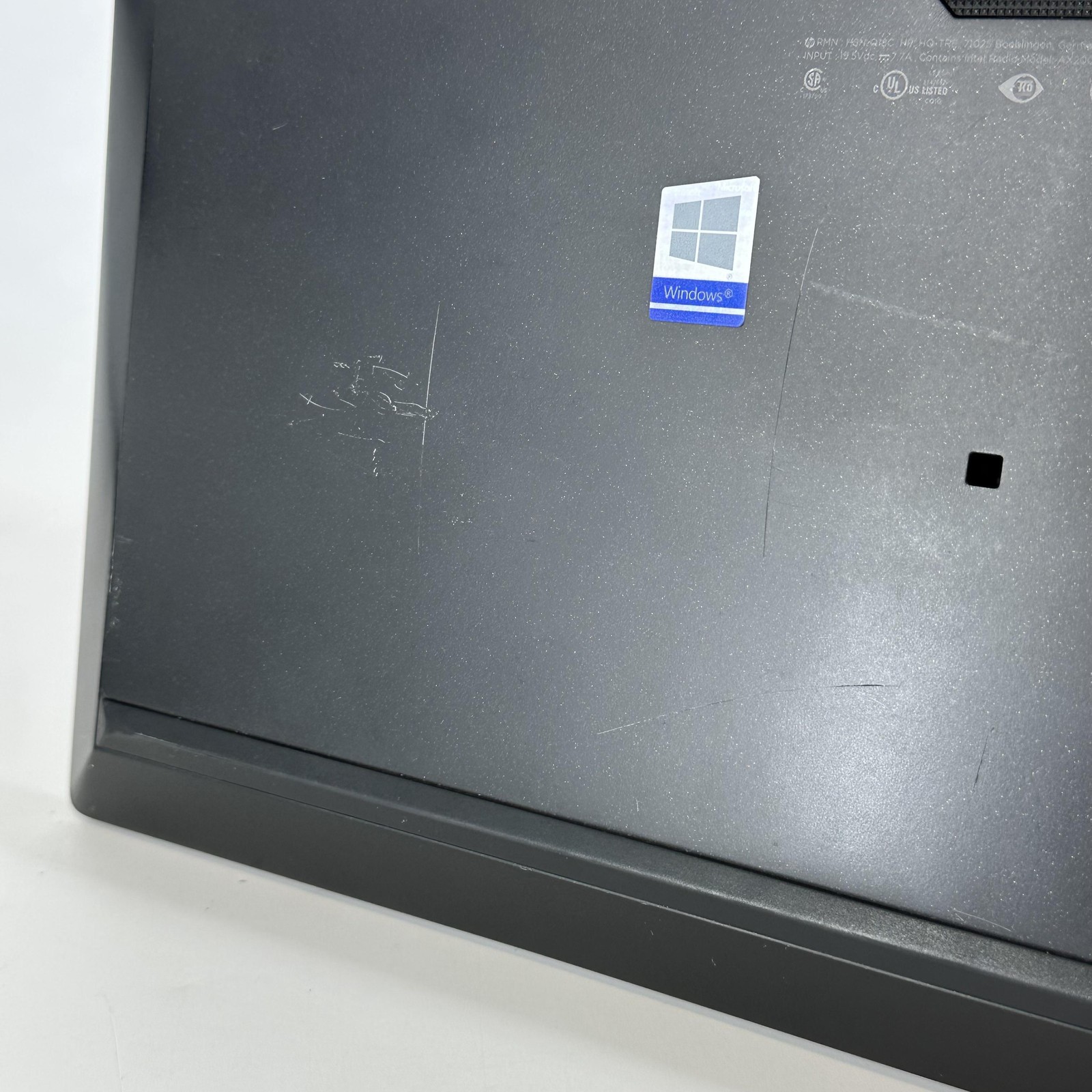 HP ZBook 15 G6 FHD i9-9880H 2.30GHz 32GB 1TB SSD NVIDIA Quadro T2000 Good