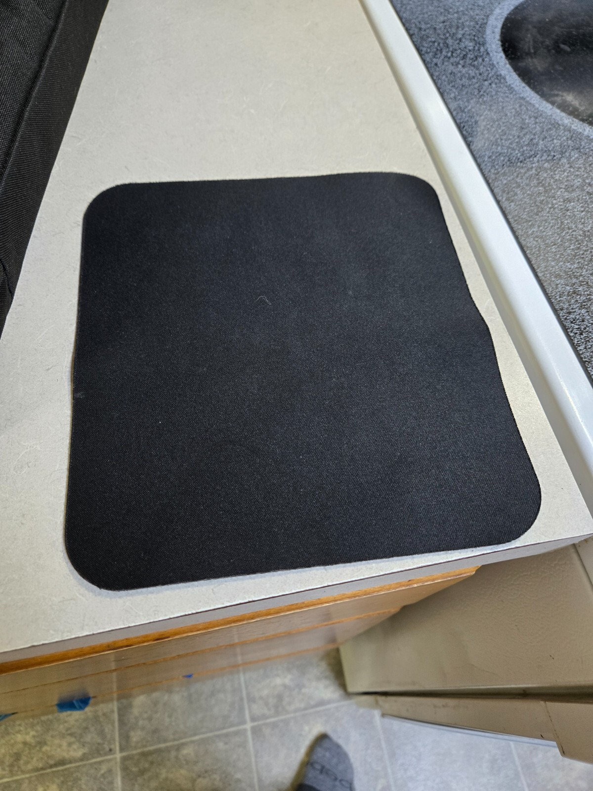 Lenovo Touch Screen Laptop 15.6 inch screen. Color: grey Cloud