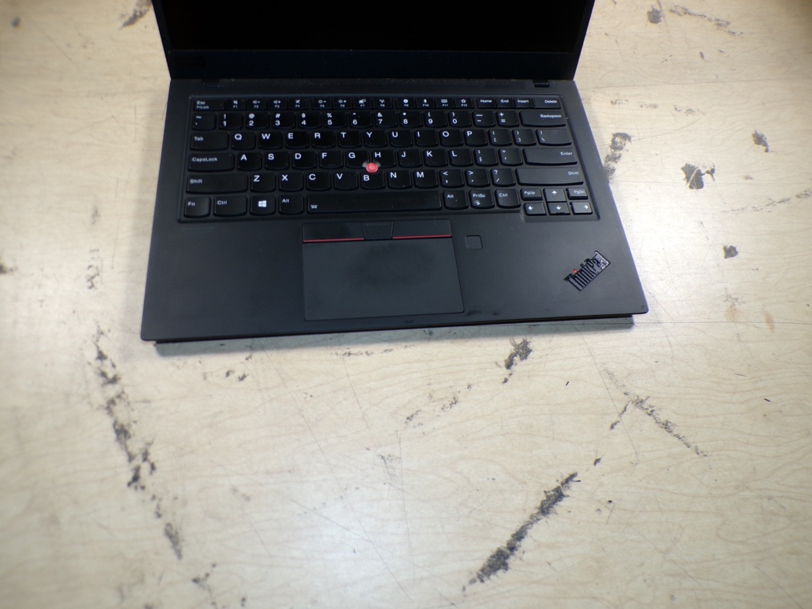 THINKPAD X1 CARBON 7TH GEN I7 8GB RAM **NO POWER ON **NO HD/ NO CADDIE/ NO OS