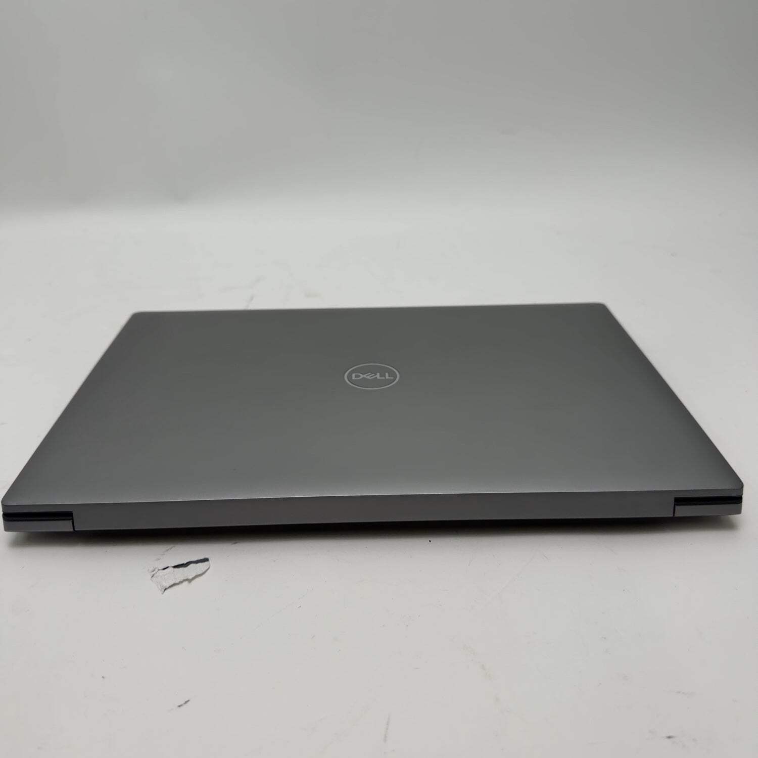 Dell Precision 5490 14″ Core Ultra 9 185H 2.5GHz 32GB RAM 1TB SSD RTX 1000 Ada