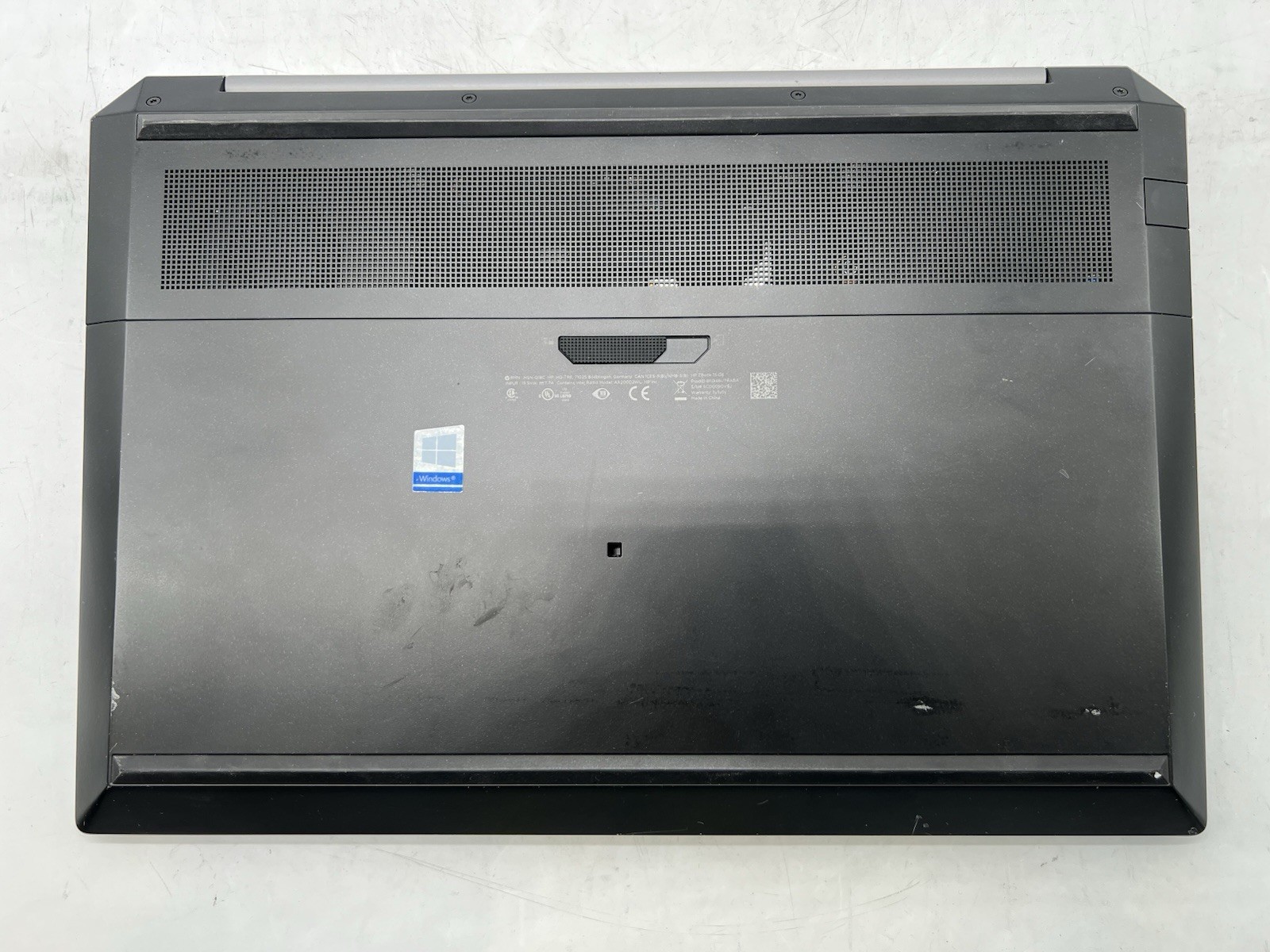 HP ZBook 15 G6, i9-9880H, @2.30GHz, 48GB RAM, 1TB HDD & 512GB NVMe-No OS/AC