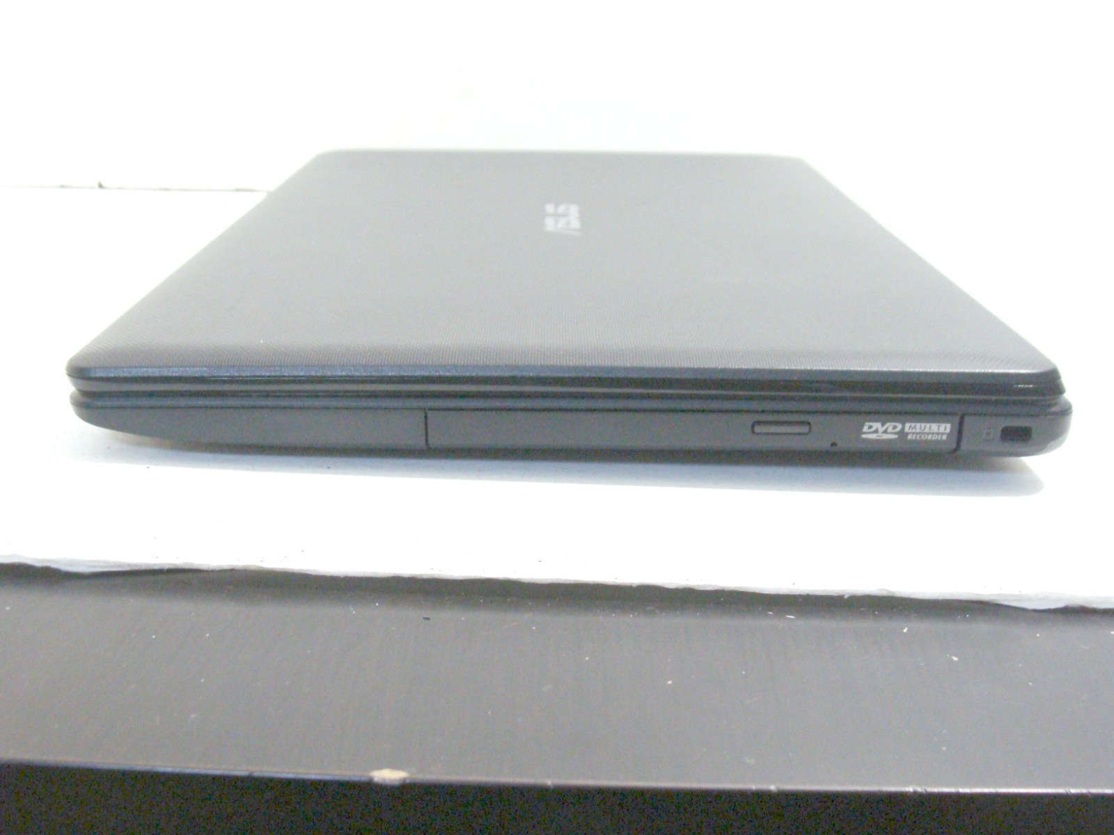 ASUS X552E AMD A4-5000 Laptop Notebook No LCD Light Missing HDD