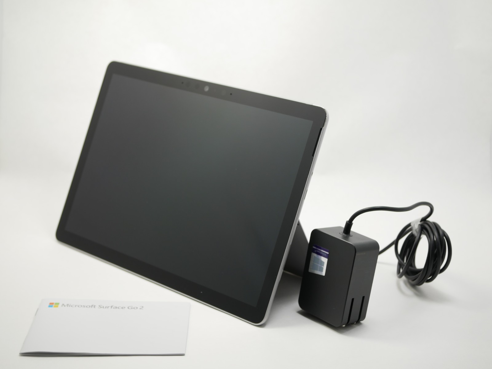 Microsoft Surface Go 2 10.5″ Intel Pentium Gold RAM 4GB SSD 64GB STX-00016