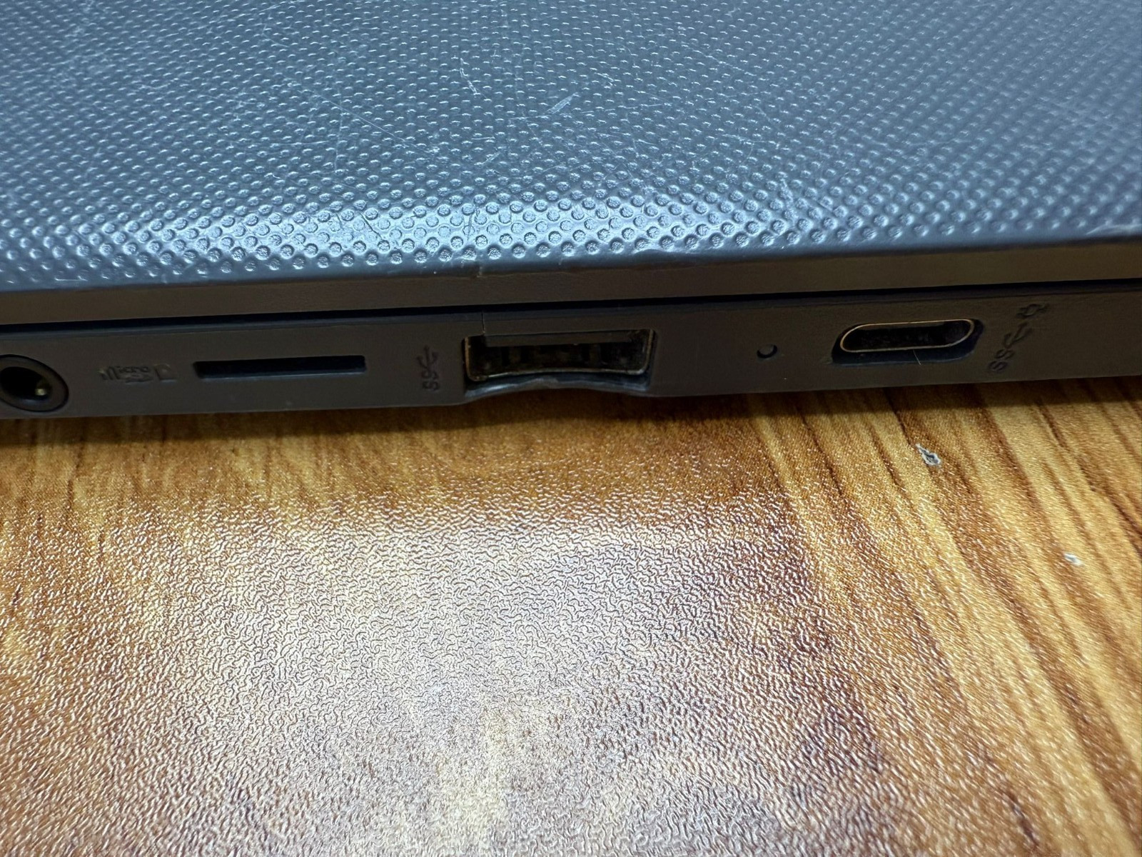HP Chromebook 14 G6 – 1A715UT 14″ Intel Celeron N4020 1.1GHz 4GB RAM 32GB eMMC