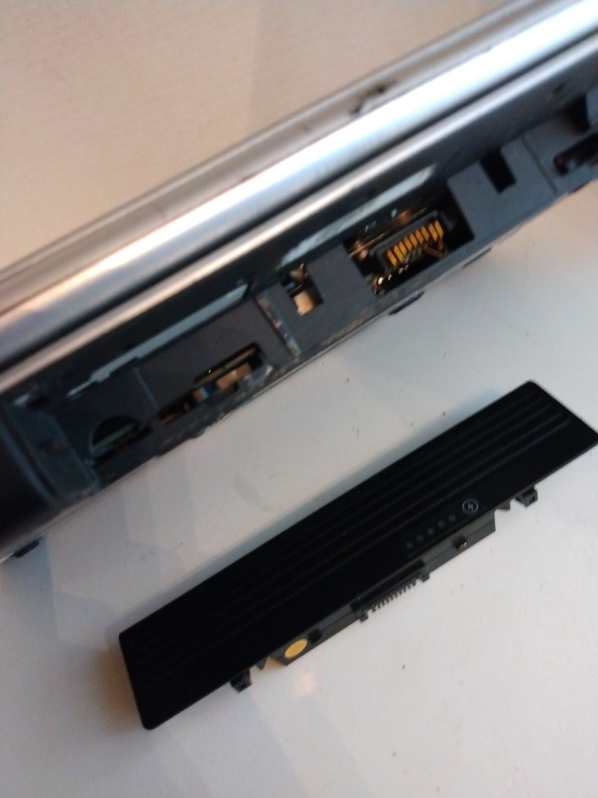 Dell Inspiron 1520 Laptop