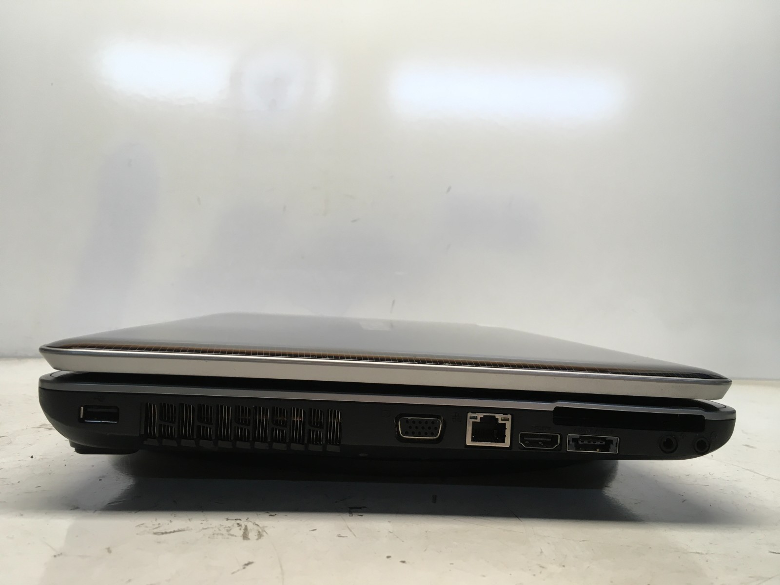 Toshiba Satellite A505-S6980 Intel Core 2 Duo T6600 2.2GHz 4 GB NO HDD