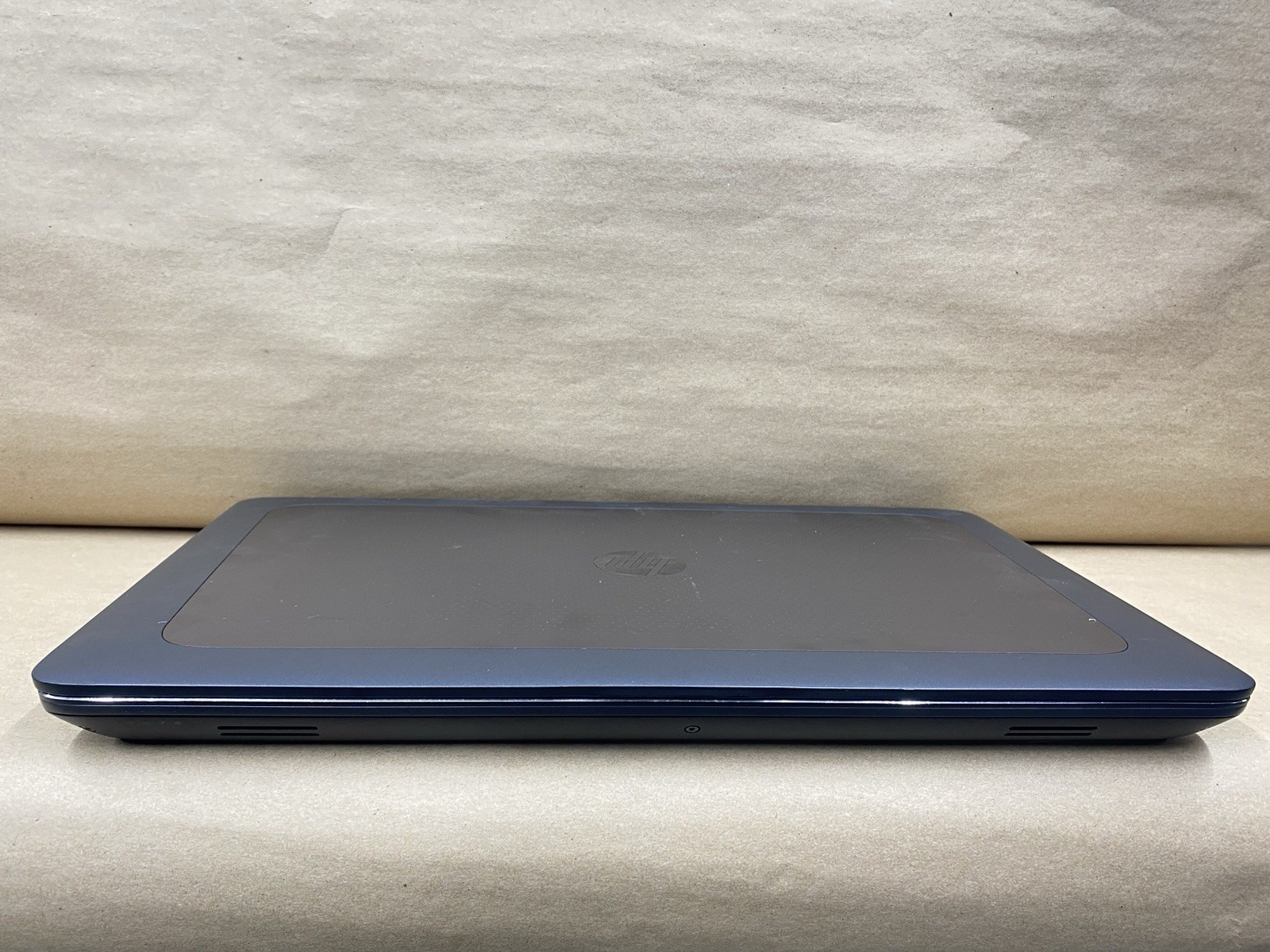 HP Zbook 17 G3 – 17″ 1920×1080 – i7-6700HQ – 8GB – 256GB SSD – Win 10 Pro READ
