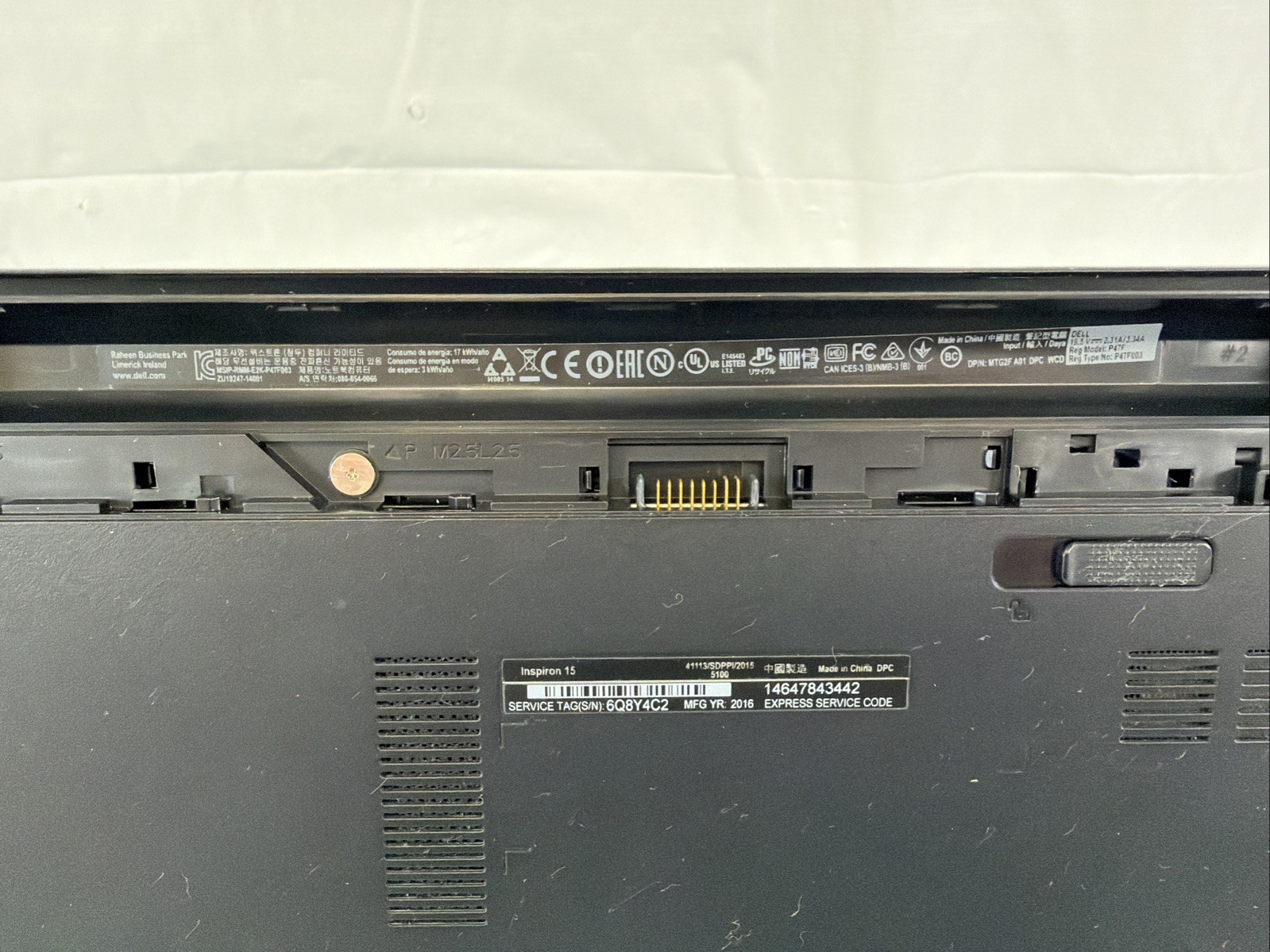 Dell Inspiron 15 5100 Intel Celeron N3050 4GB RAM 500GB HDD Win 10 P No Batt