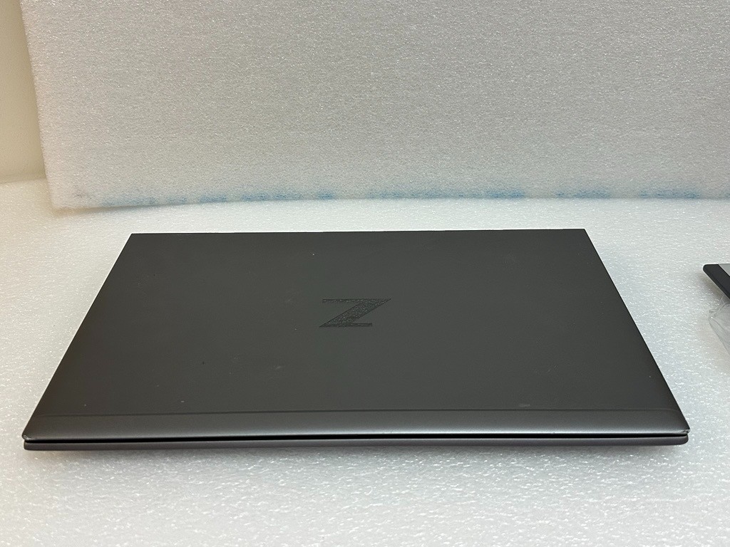 63Q85UT HP ZBook Firefly 15 G8 core i7-1185G7 32GB 15.6” Workstation **NO SSD**