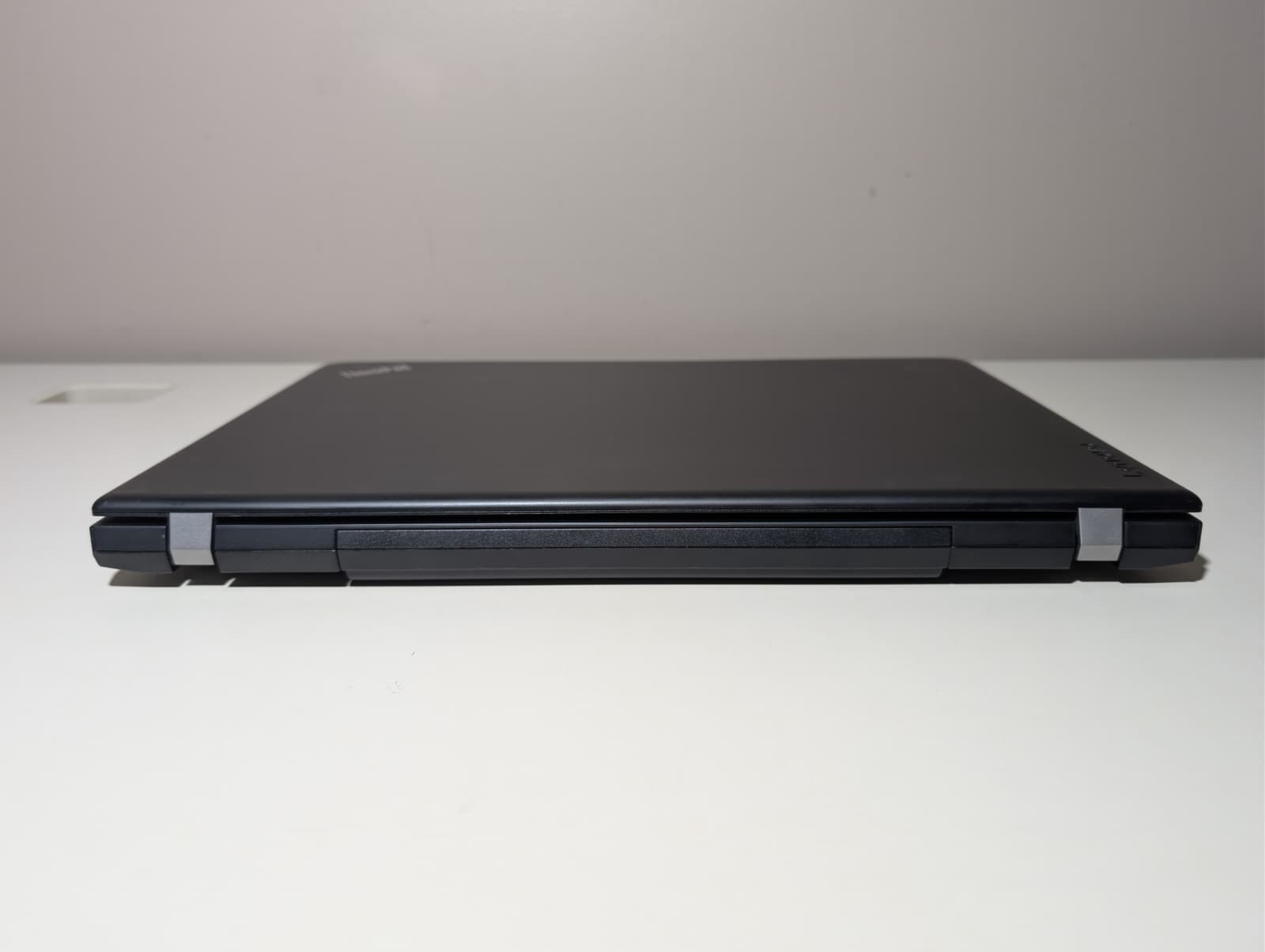 LENOVO THINKPAD E570 | i5-7200U 8GB RAM 180GB SSD | HD Windows 11 Pro | DVD-RW