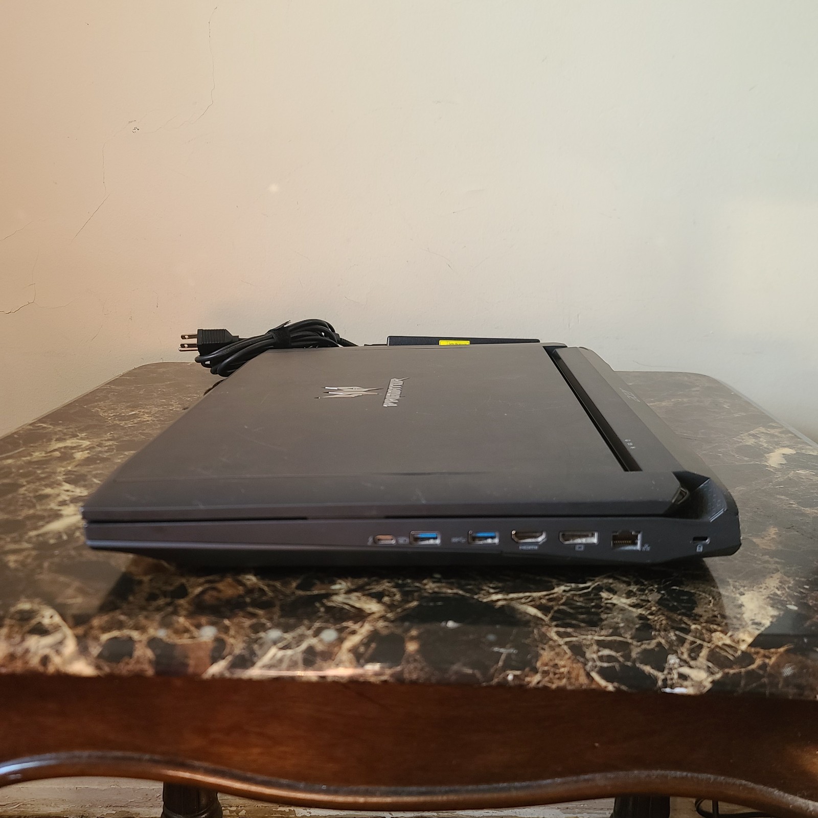 ACER PREDATOR 17 X GAMING LAPTOP CORE i7-7700HQ 16GB RAM GTX 1080 512GB NVMe.
