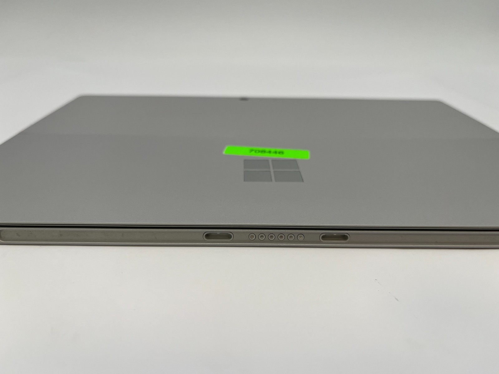 Microsoft Surface Pro 4 1724i5-6300U@2.4 GHZ 4GB RAM 128 GB NVME Win 11 PRO