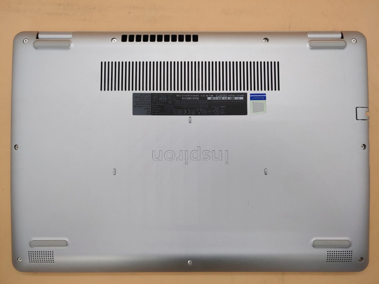 Dell Inspiron 5584 15.6″ Intel i5-8265U 8GB *NO SSD/NO OS/NO AC* **BAD BATTERY**