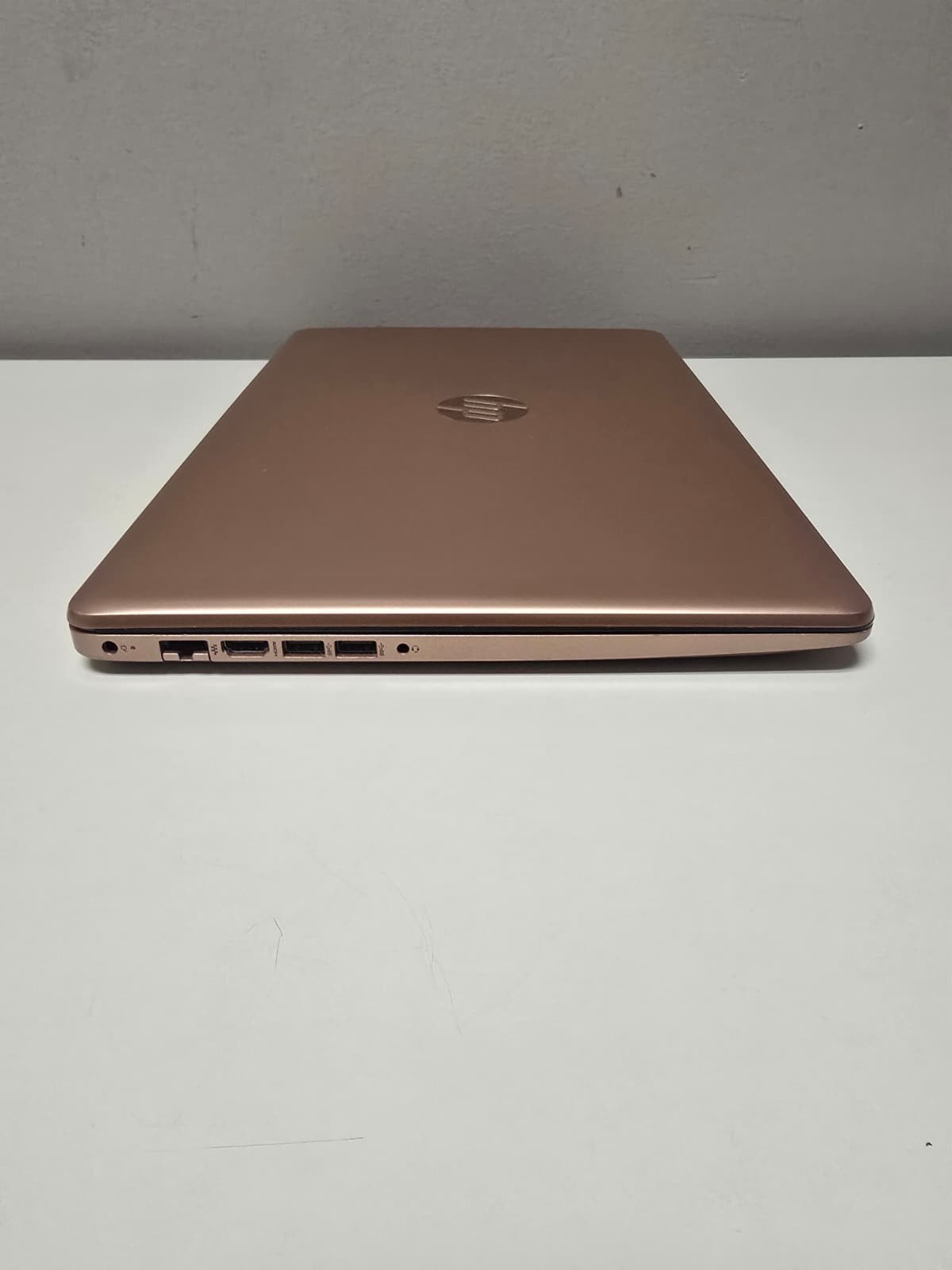 HP Laptop 17-BY Gold Touchscreen | Pentium 16GB RAM 256GB SSD | HD+ Backlit