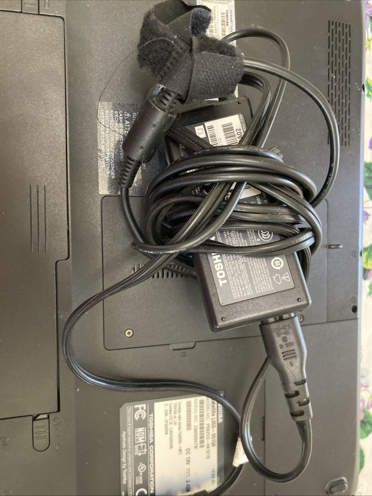 Toshiba Satellite L655-S5150 Parts Only! Read Computer & Power Cord