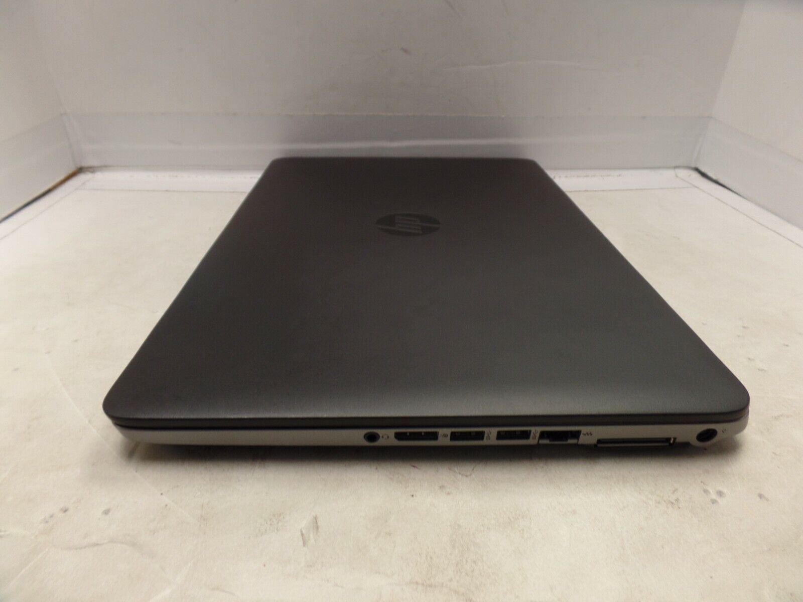 HP EliteBook 850 G2 (L4A23UT#ABA) 2.3GHZ i5-5300U 8GB 180GB SSD WIN10