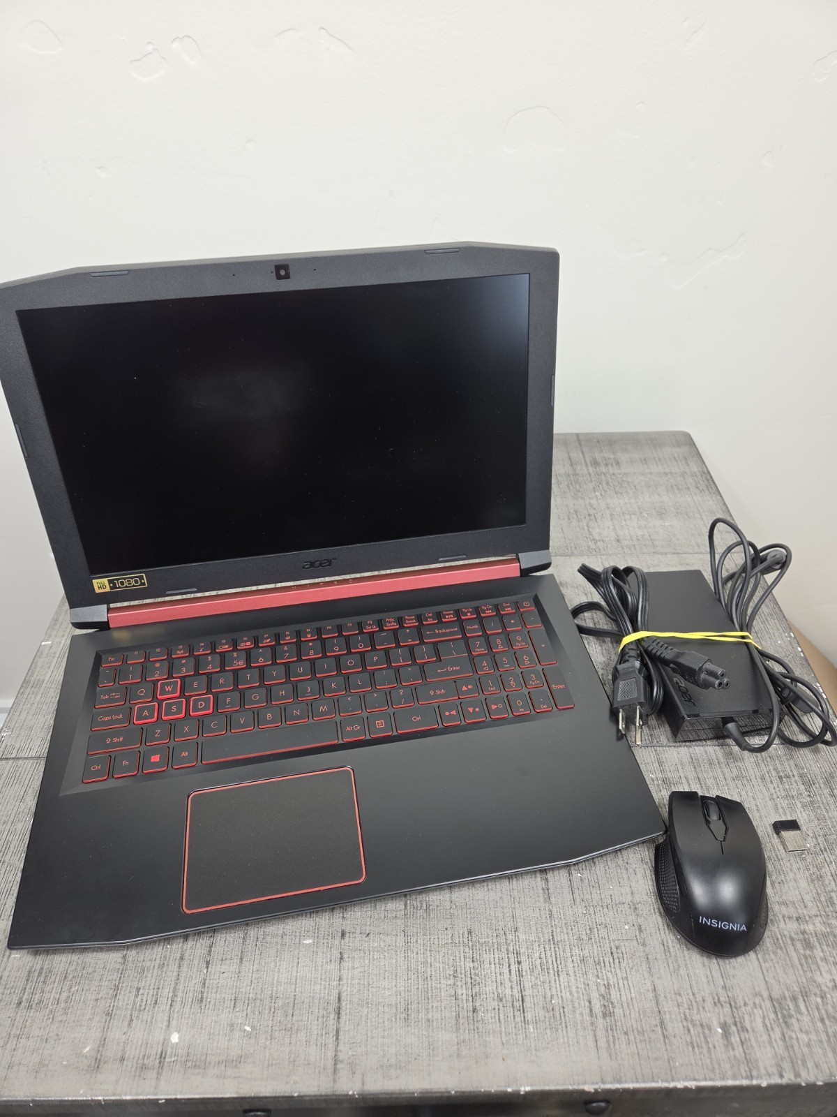 Acer Nitro 5 AN515-51 15.6″ i5-7300HQ 8GB 256GB GTX 1050 Works Great
