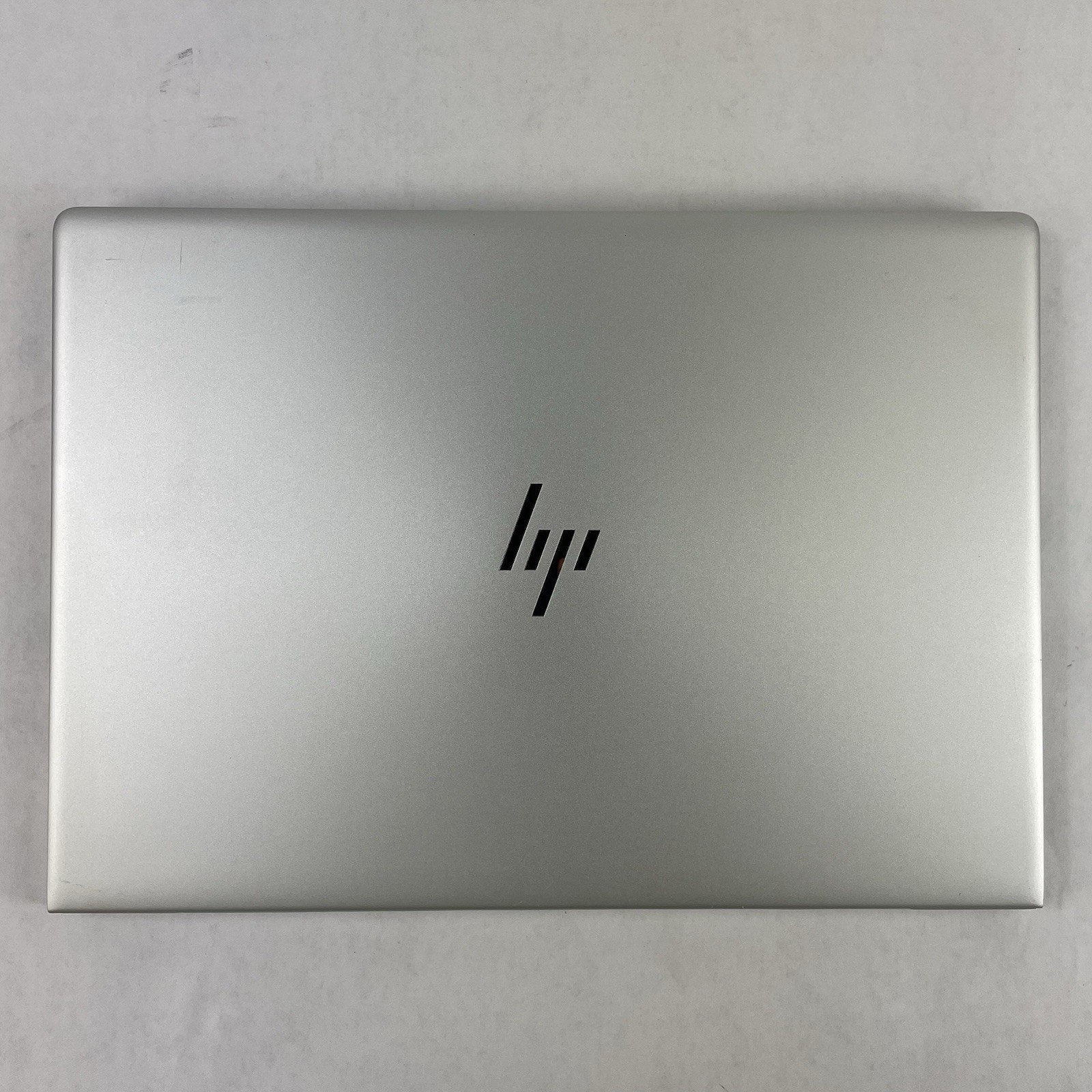 HP mt45 14″ Ryzen 3 Pro 3300U 2.10 GHz 8 GB RAM No SSD/OS/AC – Tilted Key