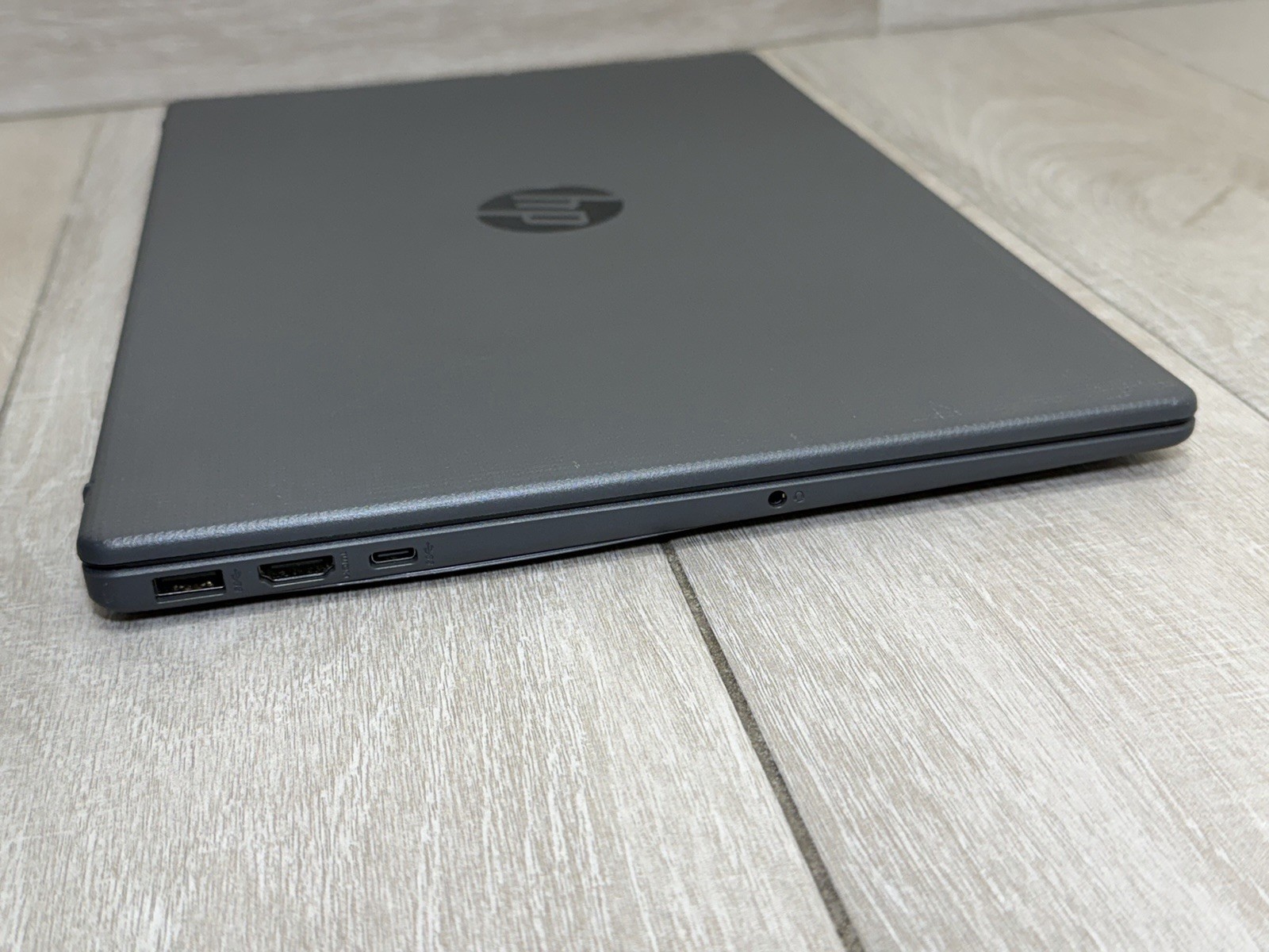 HP 255 G10 Laptop 15.6” Ryzen 7 7730U 1TB NVMe SSD 8GB RAM Win-11Pro Excellent