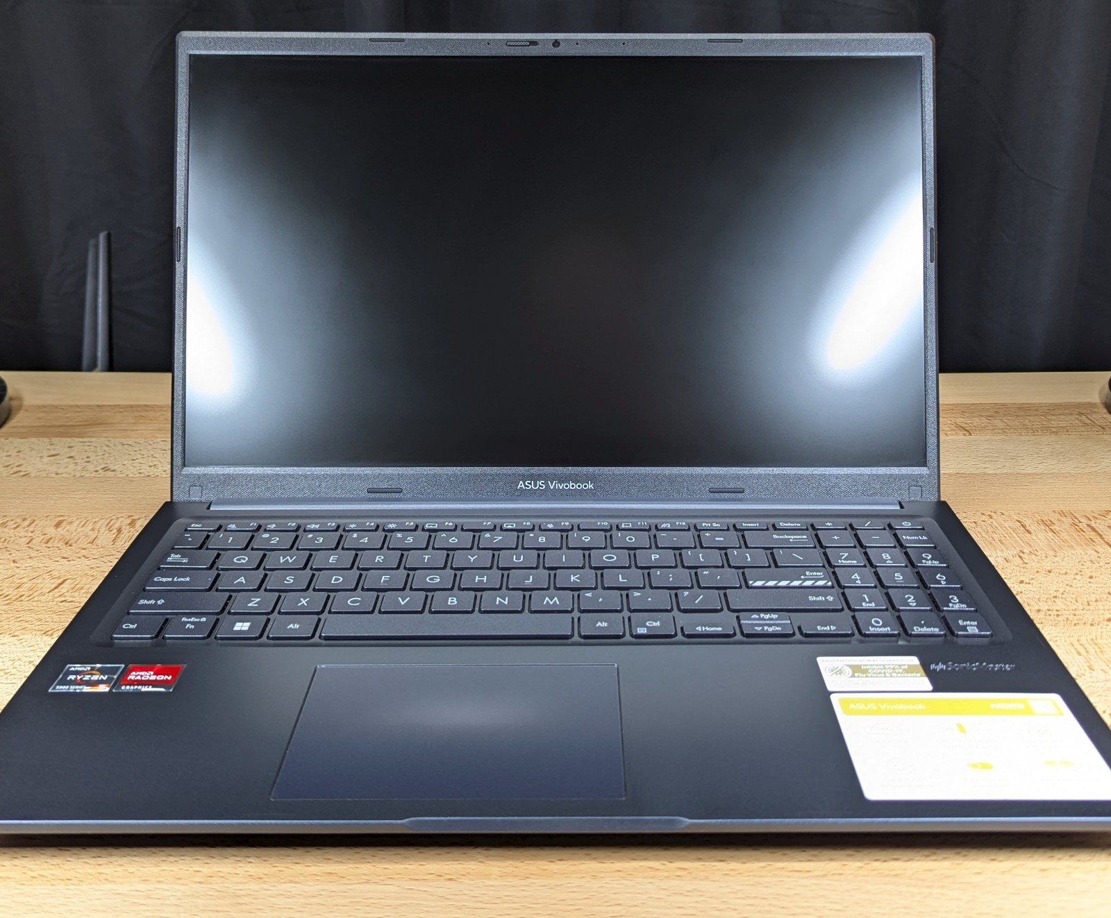 ASUS Vivobook 15 15.6″ Laptop Ryzen 5 5600H 16GB 512GB SSD Win 11 M1502QA-NB54