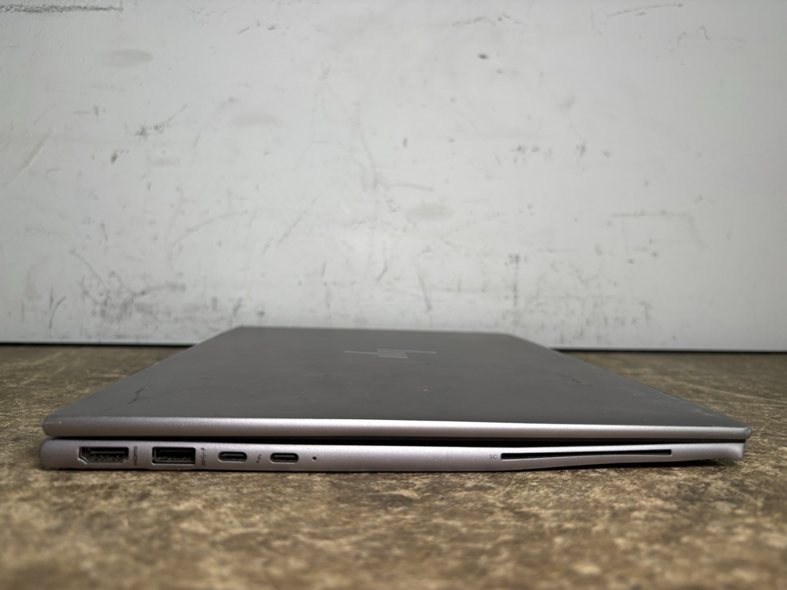 HP ZBook FireFly 14 G10 Intel i5-1350P NO RAM NO SSD NO OS NO back cover NO BATT