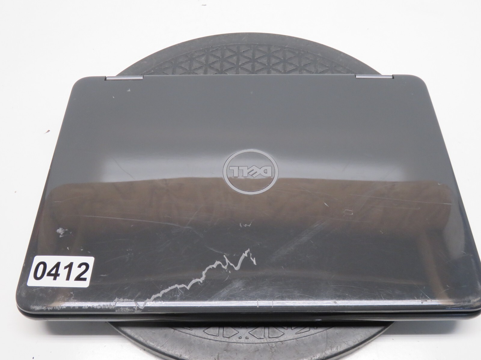 Dell Inspiron 3179 Intel Core m3-7Y30 1.0GHz 4GB Win 10 512 GB No Batt