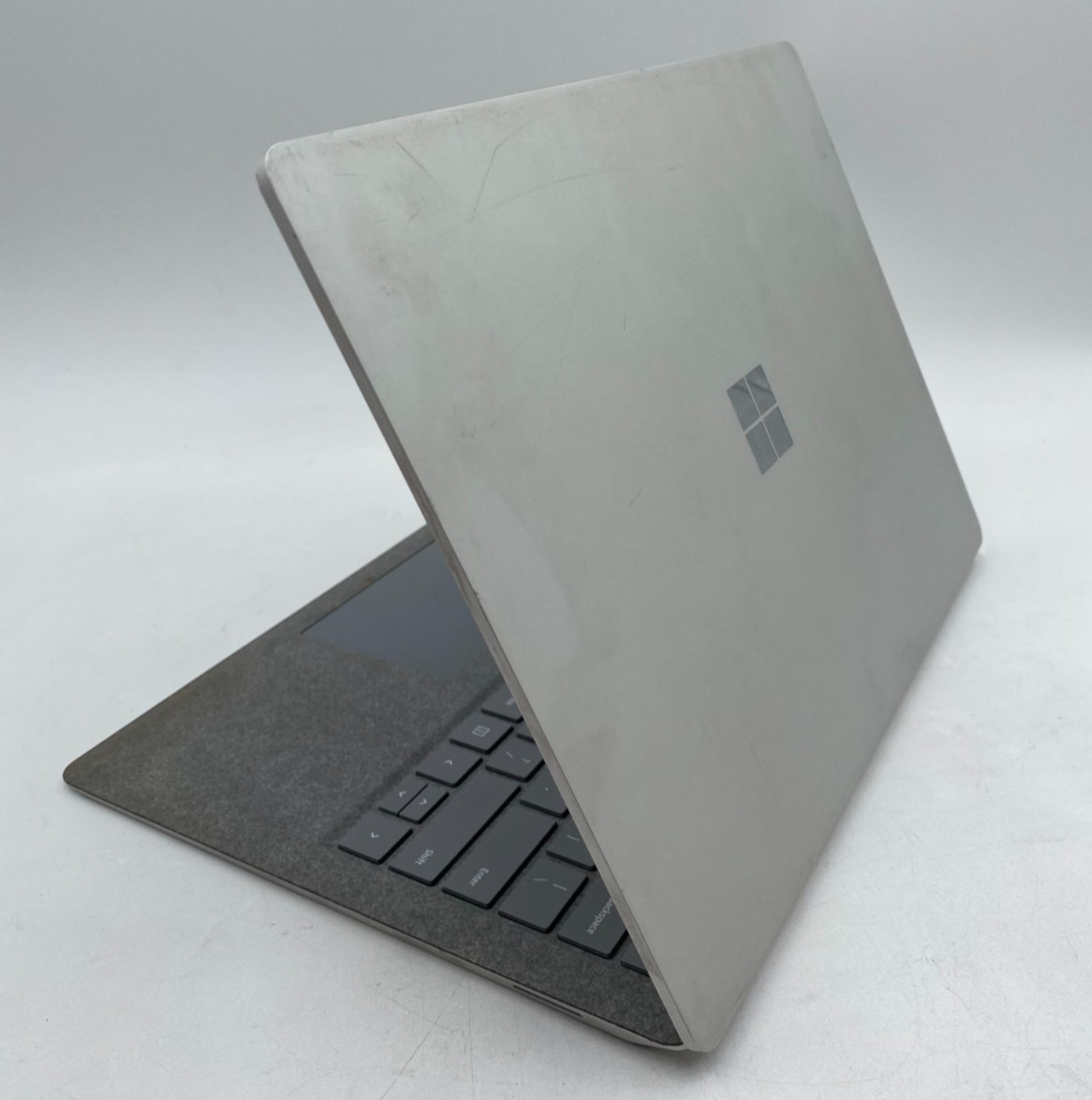 Microsoft Surface Laptop 1769 i5-7200U 2.6GHz 4GB DDR4 128GB SSD Silver Fair/S3