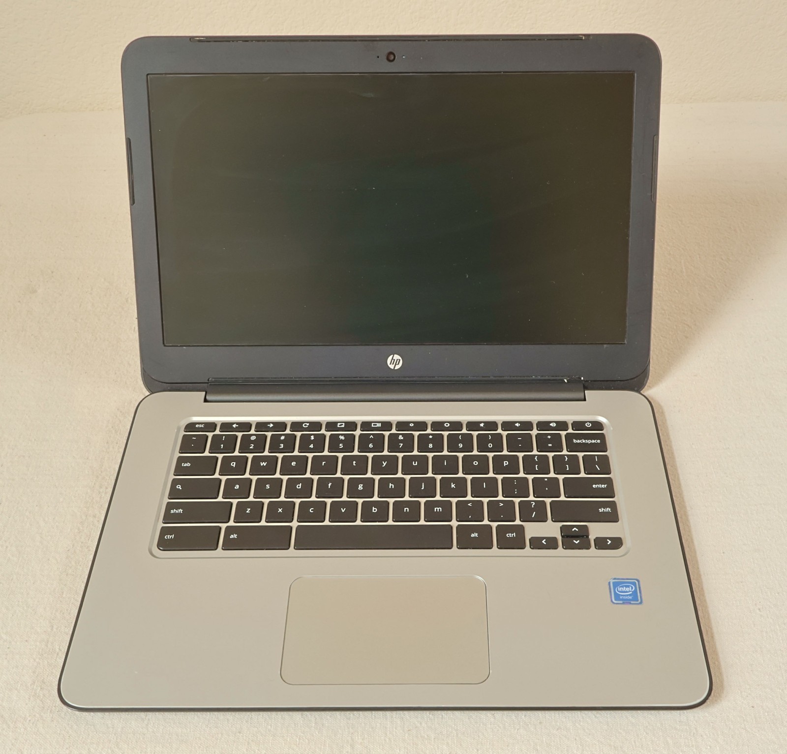 HP Chromebook 14 G4, 16GB SSD, 4GB RAM, WiFi, HP Charger, 14″ screen, Sleeve