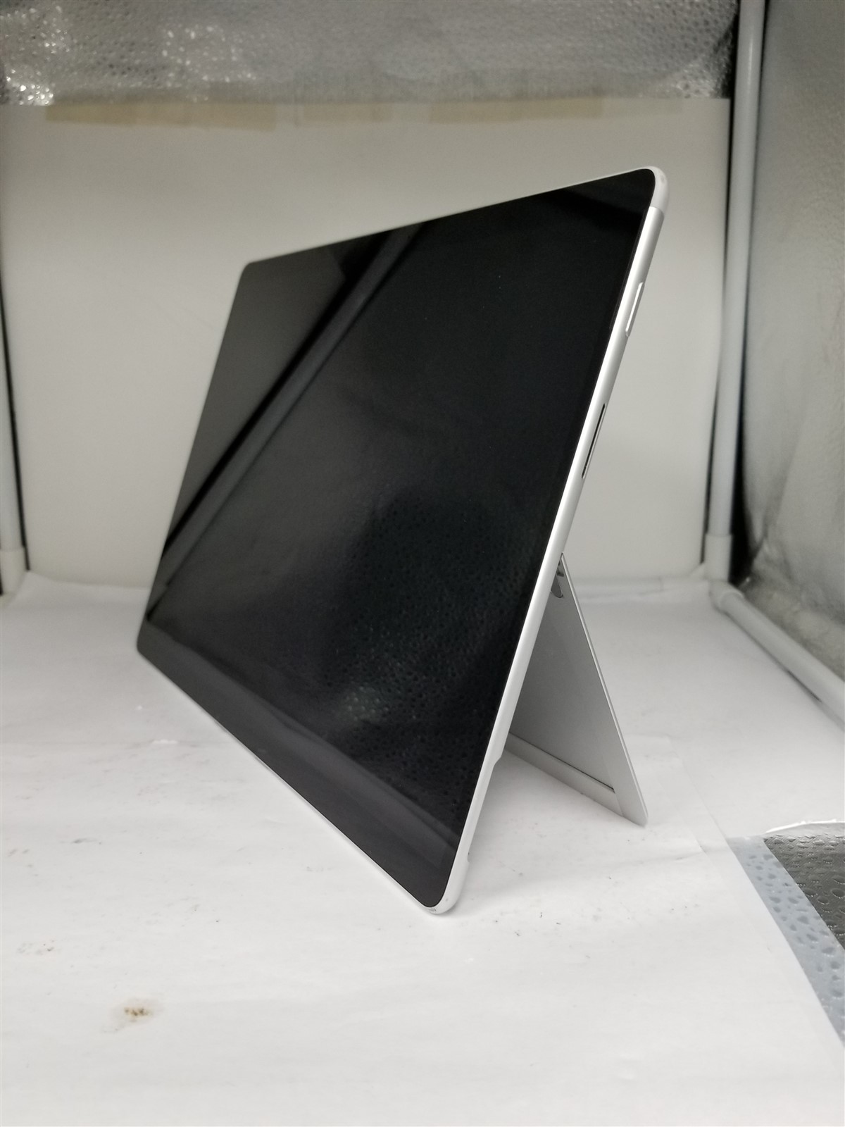 Microsoft Surface Pro X SQ1 13″ 8GB/128GB Silver Reduced Price VW6342