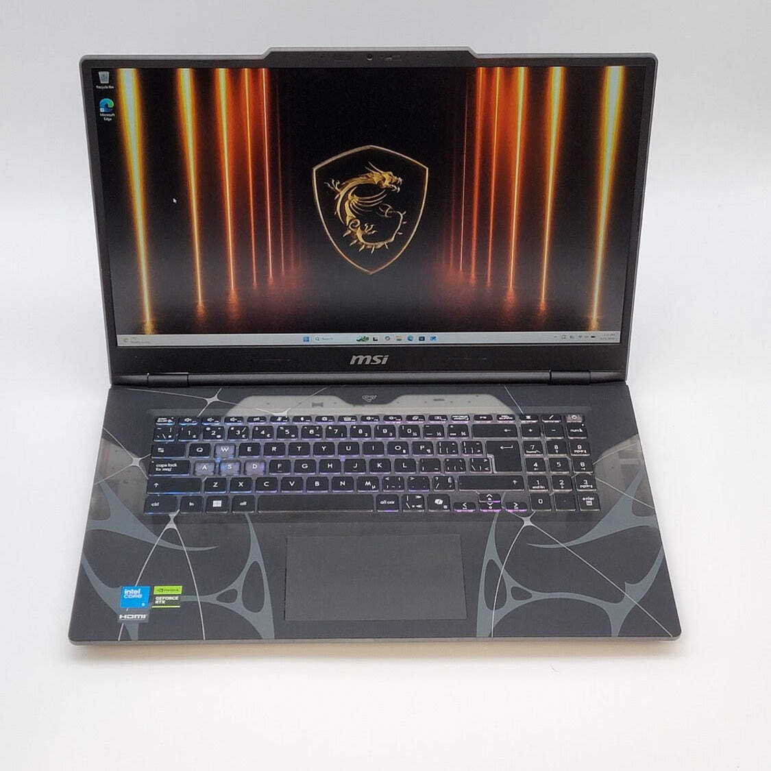 MSI Cyborg 17 MS-17U3 17.3″ Core i5 210h 3.5GHz 16GB RAM 1TB GeForce RTX 5060