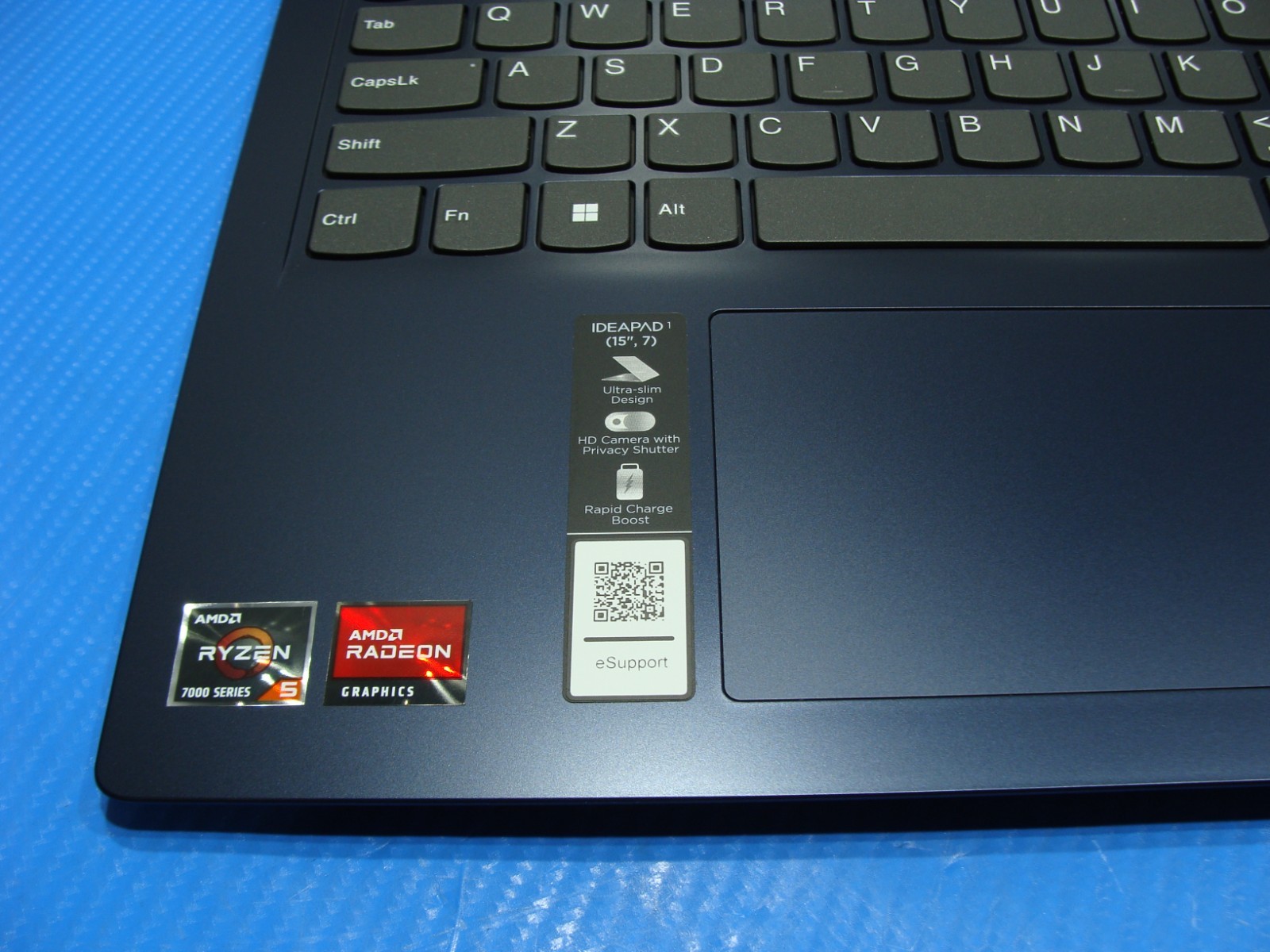 Lenovo IdeaPad 1 15AMN7 15.6″ FHD Ryzen 5 7520U 2.8Ghz 8GB 256GB Warranty11/2026