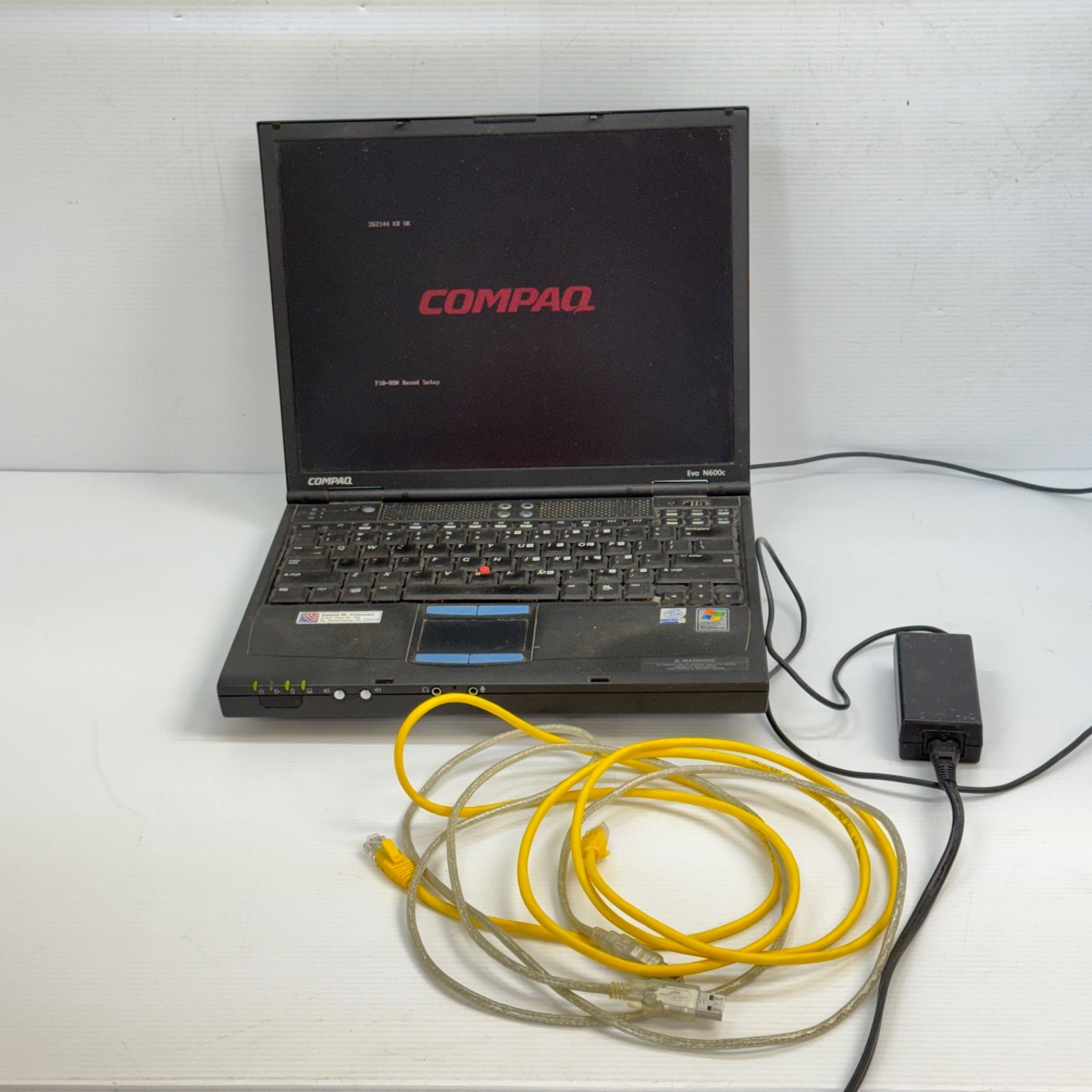 Compaq Evo N610c Laptop PP2040 Vintage Powers On No Further Testing
