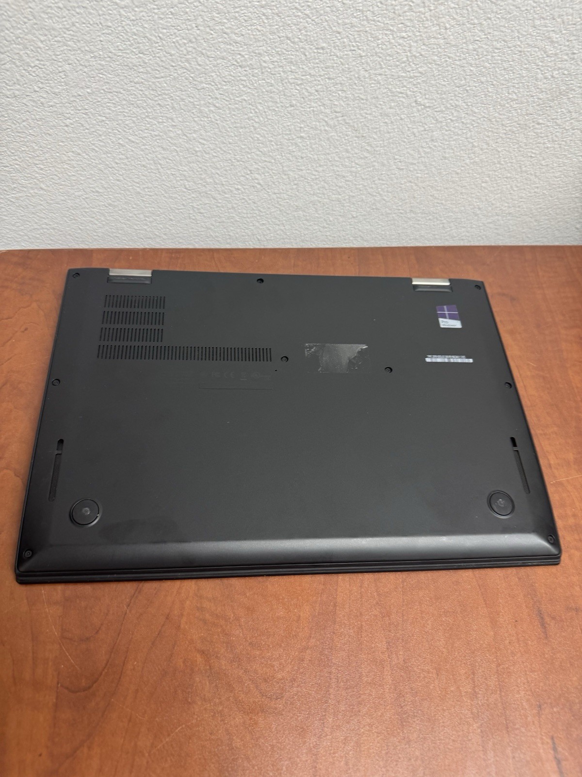 Lenovo Thinkpad X1 Carbon 4th Gen i7-6600U @ 2.60 16GB RAM 512GB SSD