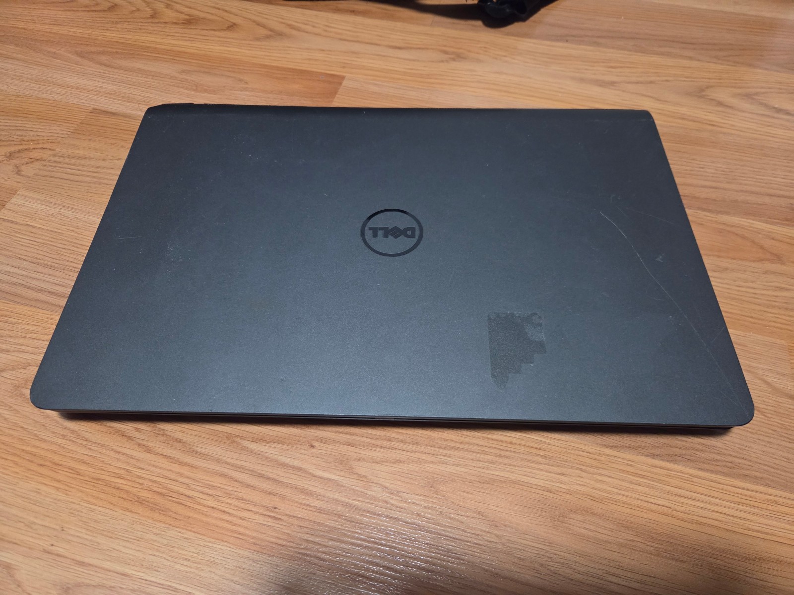 Dell Inspiron 15 7559 15″ i7 Laptop i7-6700HQ NO RAM NO SSD NO HDD Black and Red
