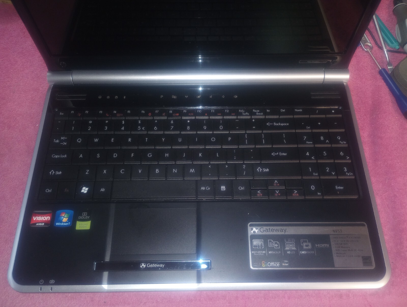 gateway laptop NV53 MS2285 non-working for parts – used