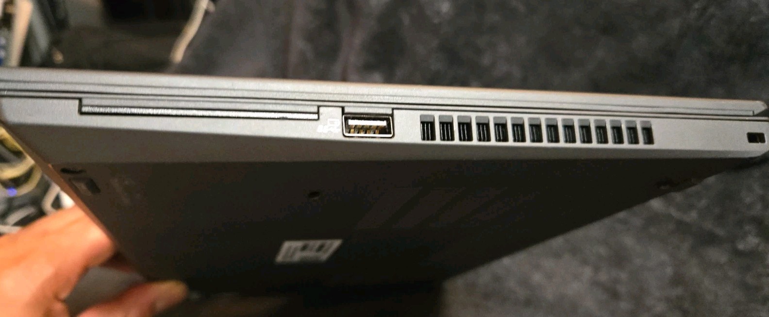 Lenovo ThinkPad T14 Gen 2 I7-1185G7 P14s Black 🖐🏾READ DETAILS👈🏾