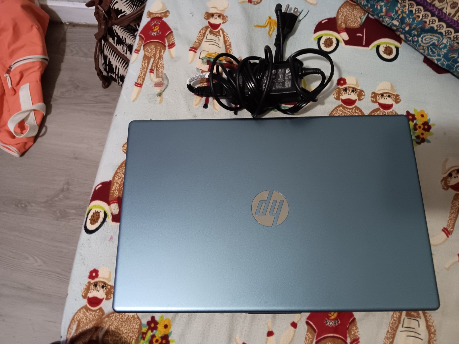 HP laptop 15-fd0xxx intel core i3 238 GB – 8 GB RAM