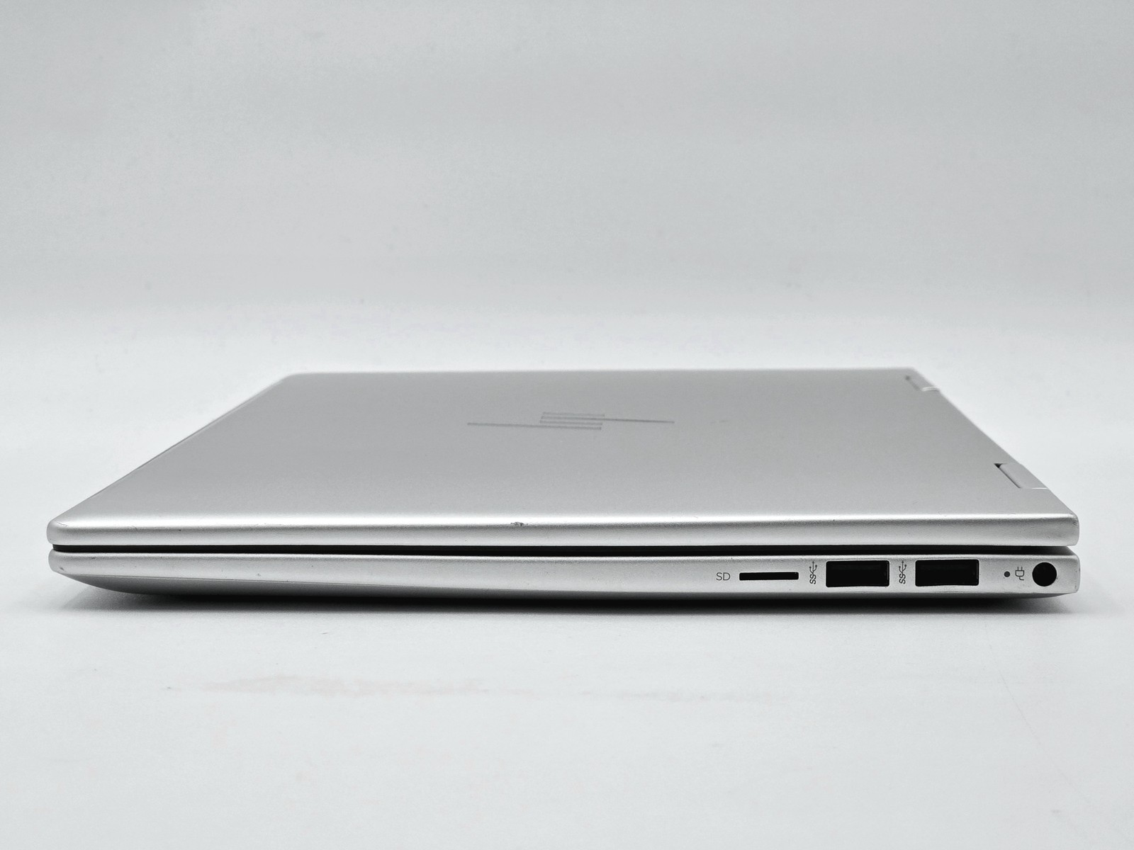 HP Envy x360 Laptop 14-es1013dx 2-in-1 14″ FHD Touch 5 120U 512GB 8GB W11
