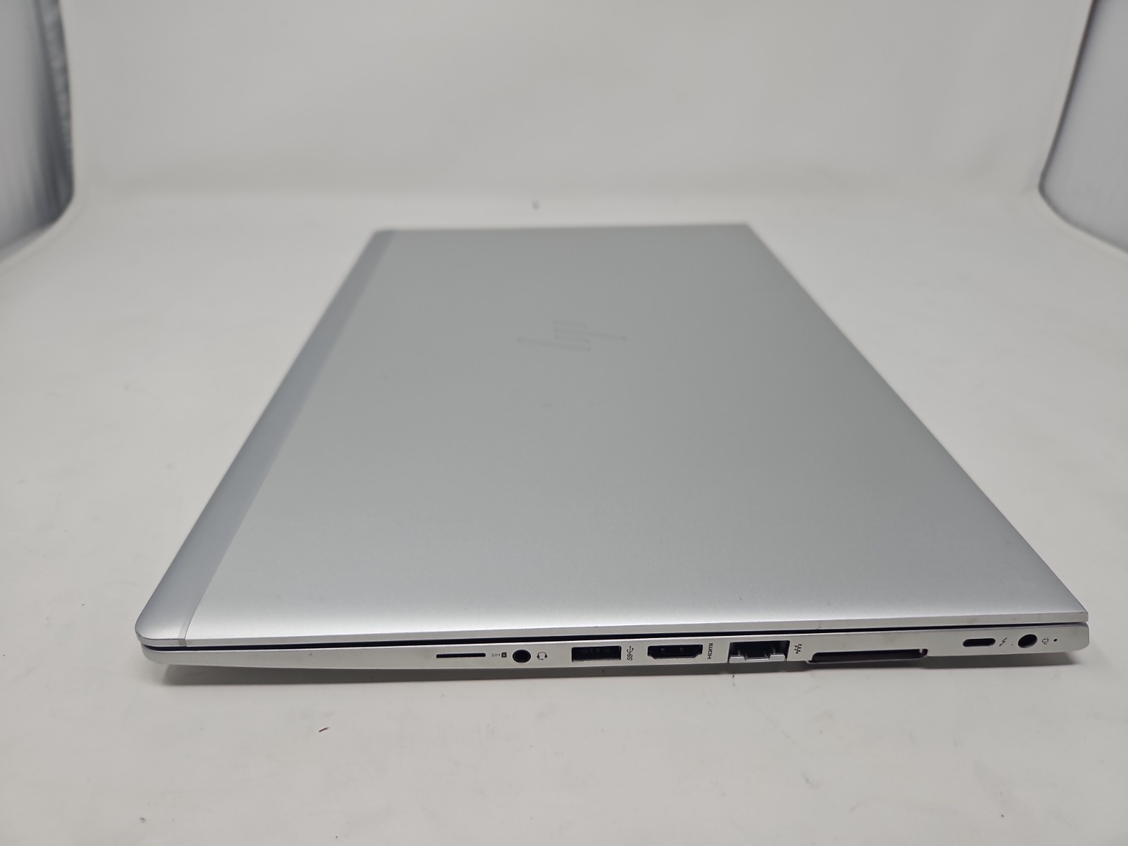 HP EliteBook 850 G5 15.6” Core i7-8550U 1.8GHz 8GB 256GB SSD Win 10 Pro