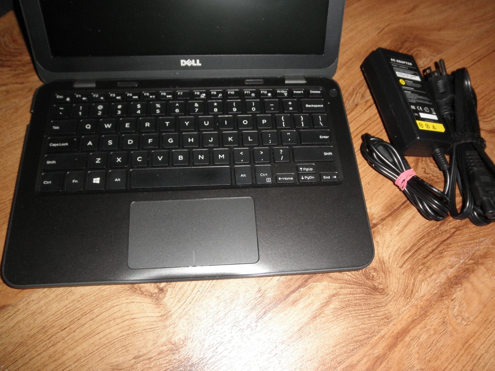 Dell Inspiron 11.6″ Laptop P24t003, P24T, excellent Working Condition