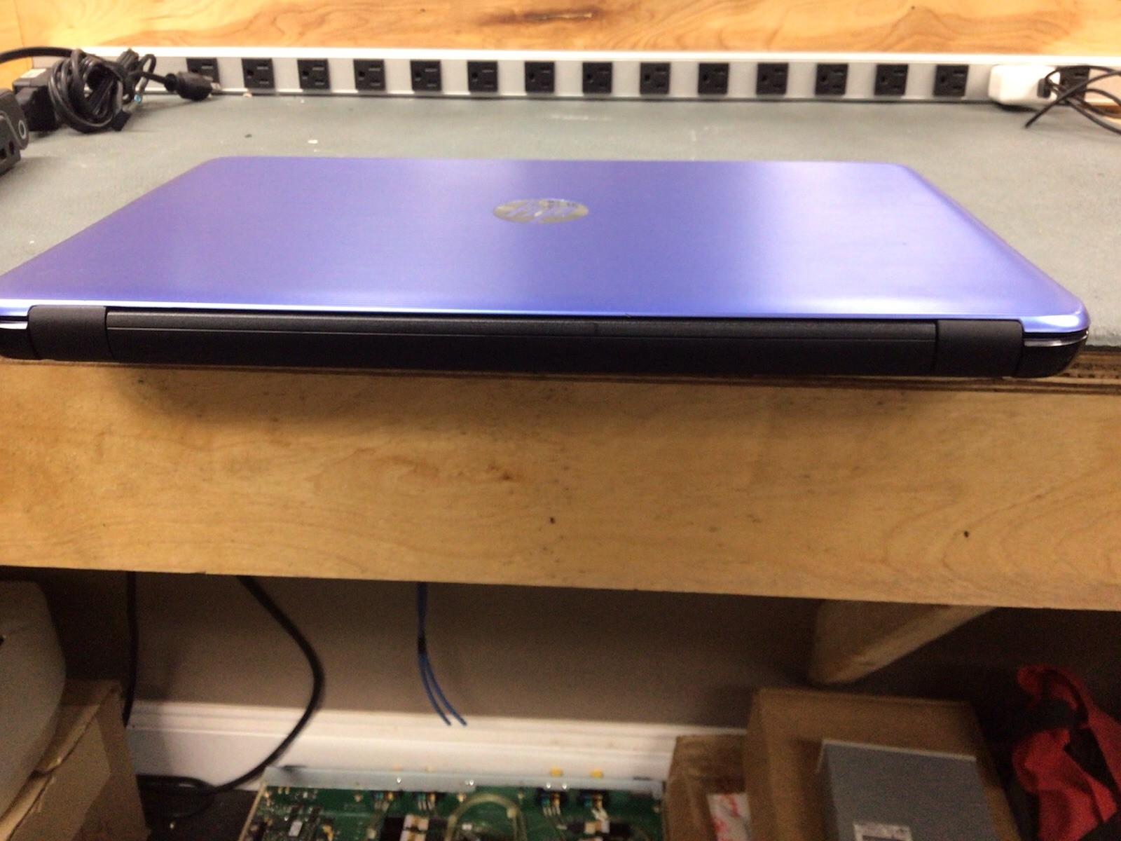 HP 15z-ba000 Laptop | AMD A6-7310@2.0 | 1TB HDD | 4gb Ram | NO OS