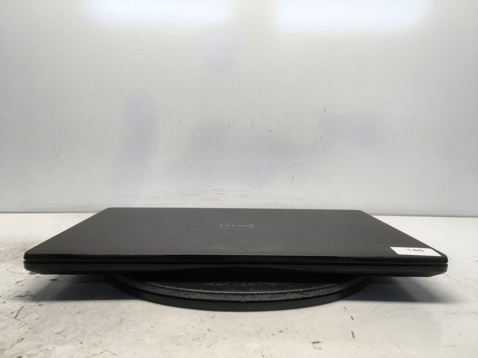 Dell Inspiron 15-3567 Intel i5-7200U 2.5GHz 8 GB NO HDD No Batt