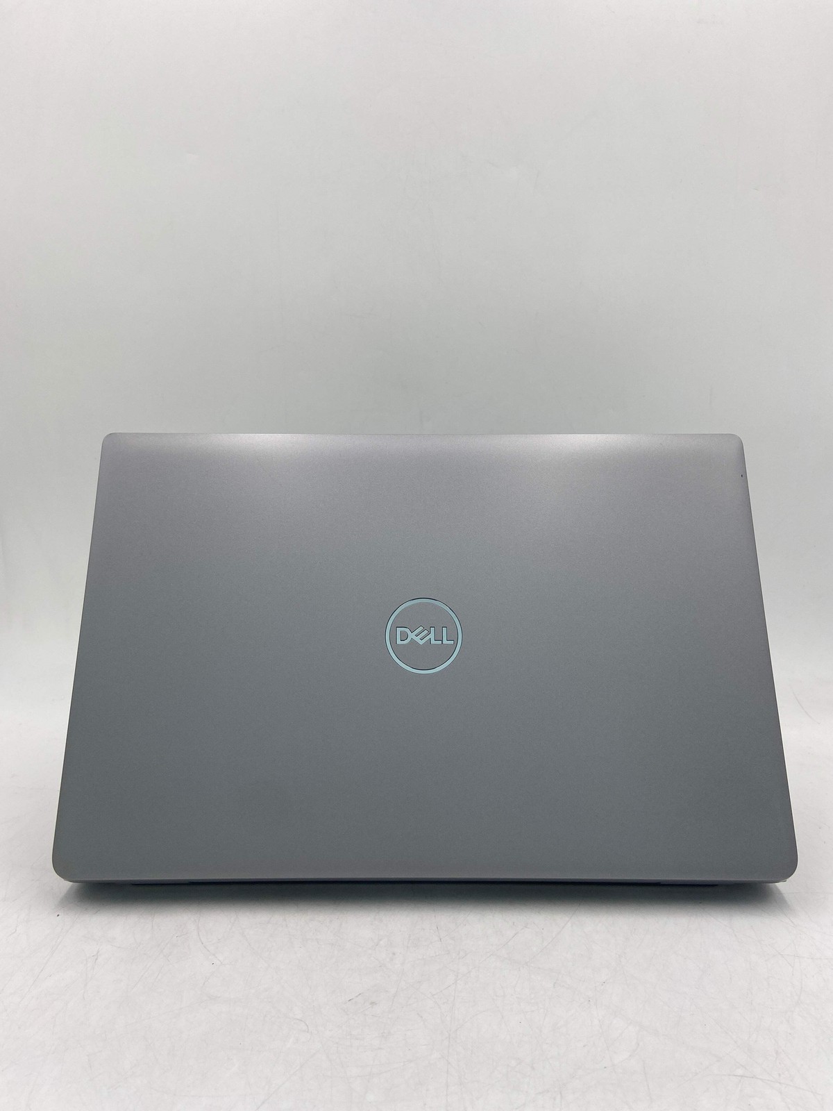 Dell Latitude 5550 15.6″ Intel Core Ultra 5 1920 x 1080 Windows 11 Pro 512GB SSD