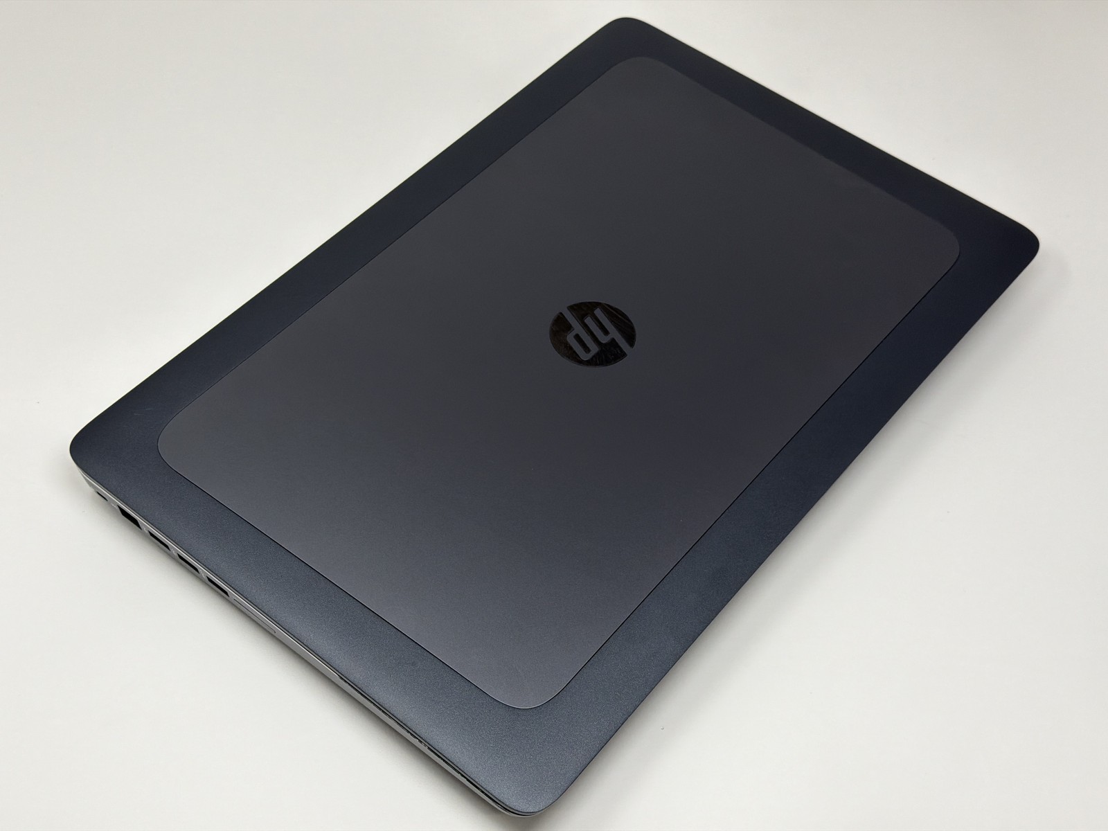 HP ZBook 17 G4 Intel Core i7 32GB RAM 2TB SSD Nvidia Quadro M1200 17in UHD Good