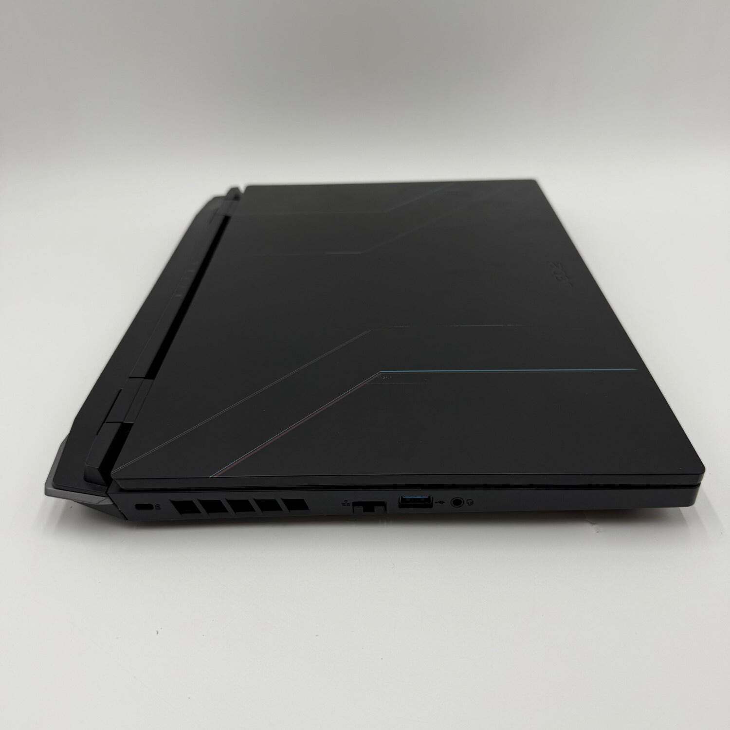 Acer Nitro 5 AN515-58 15.6″ i7-12650H 4.7GHz 16GB RAM 1TB SSD GeForce RTX 4050